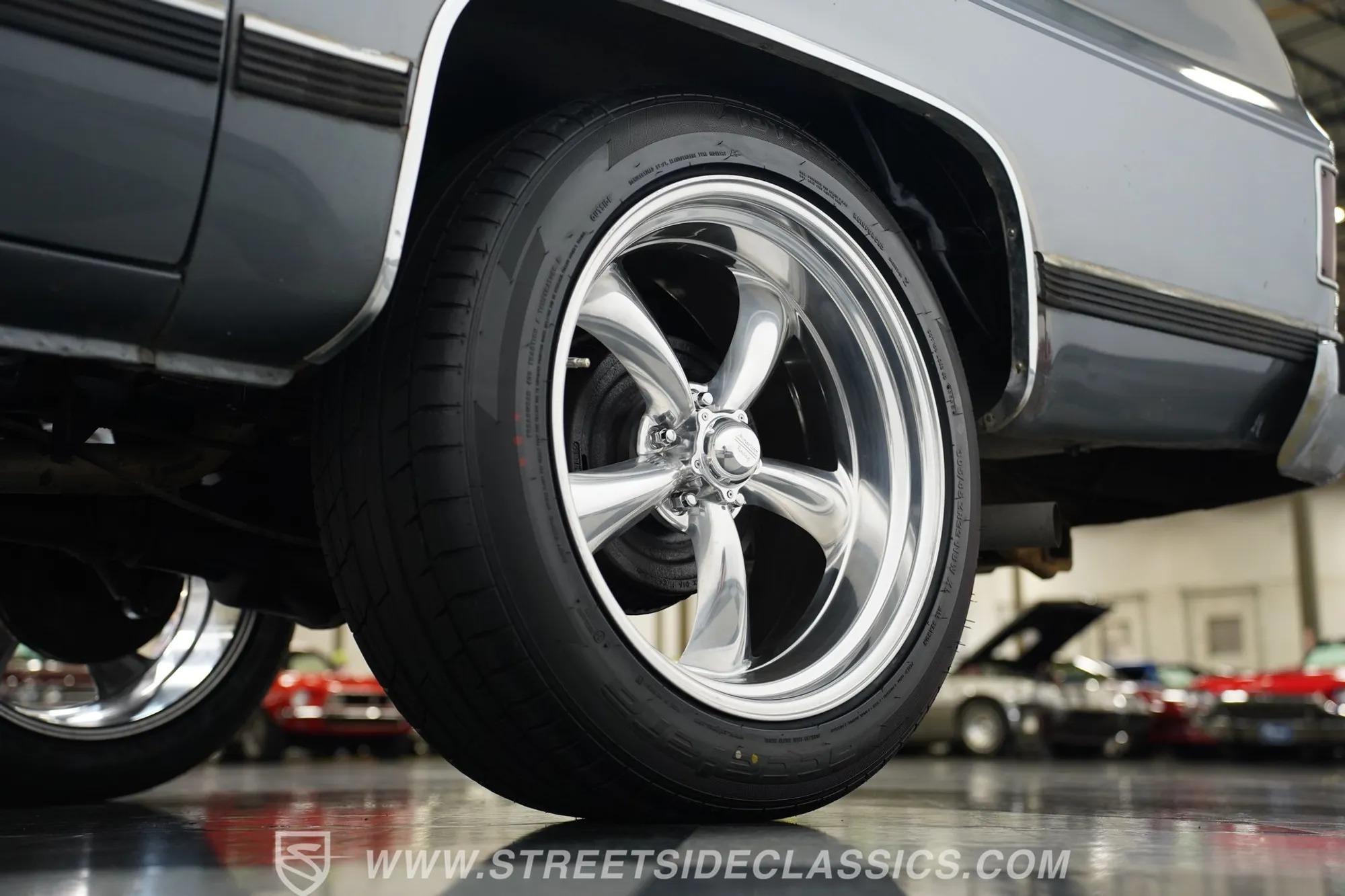 1990 Chevrolet Suburban R1500