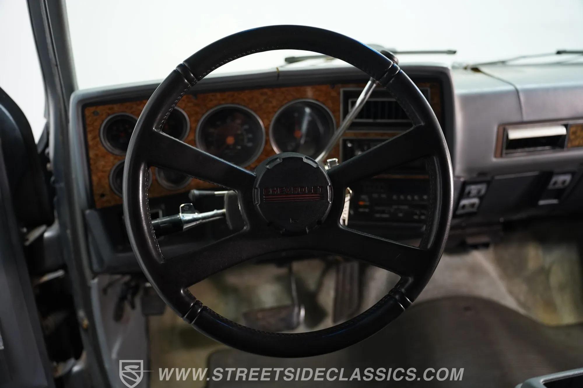 1990 Chevrolet Suburban R1500