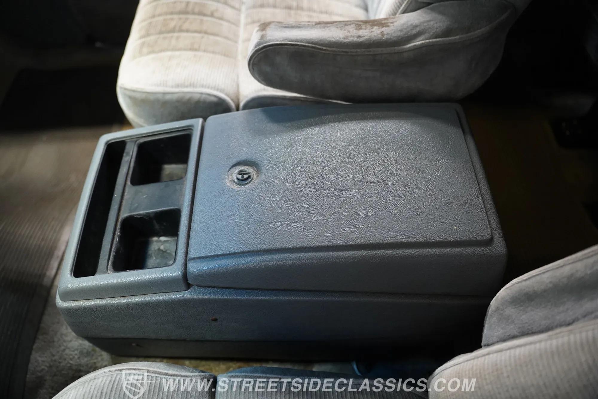 1990 Chevrolet Suburban R1500