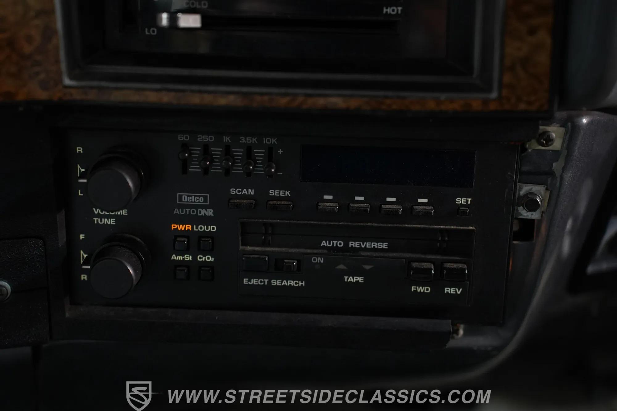 1990 Chevrolet Suburban R1500