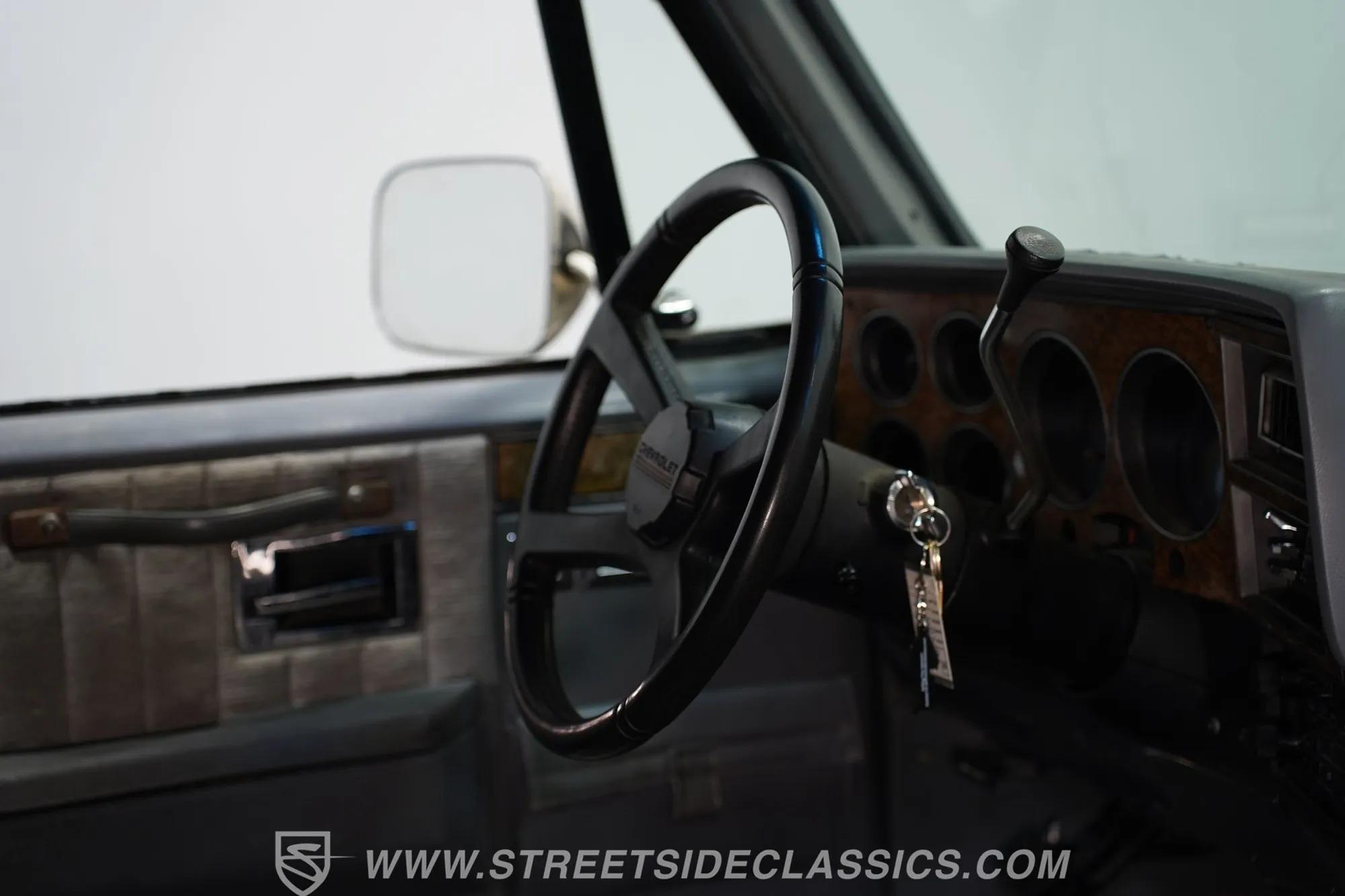 1990 Chevrolet Suburban R1500