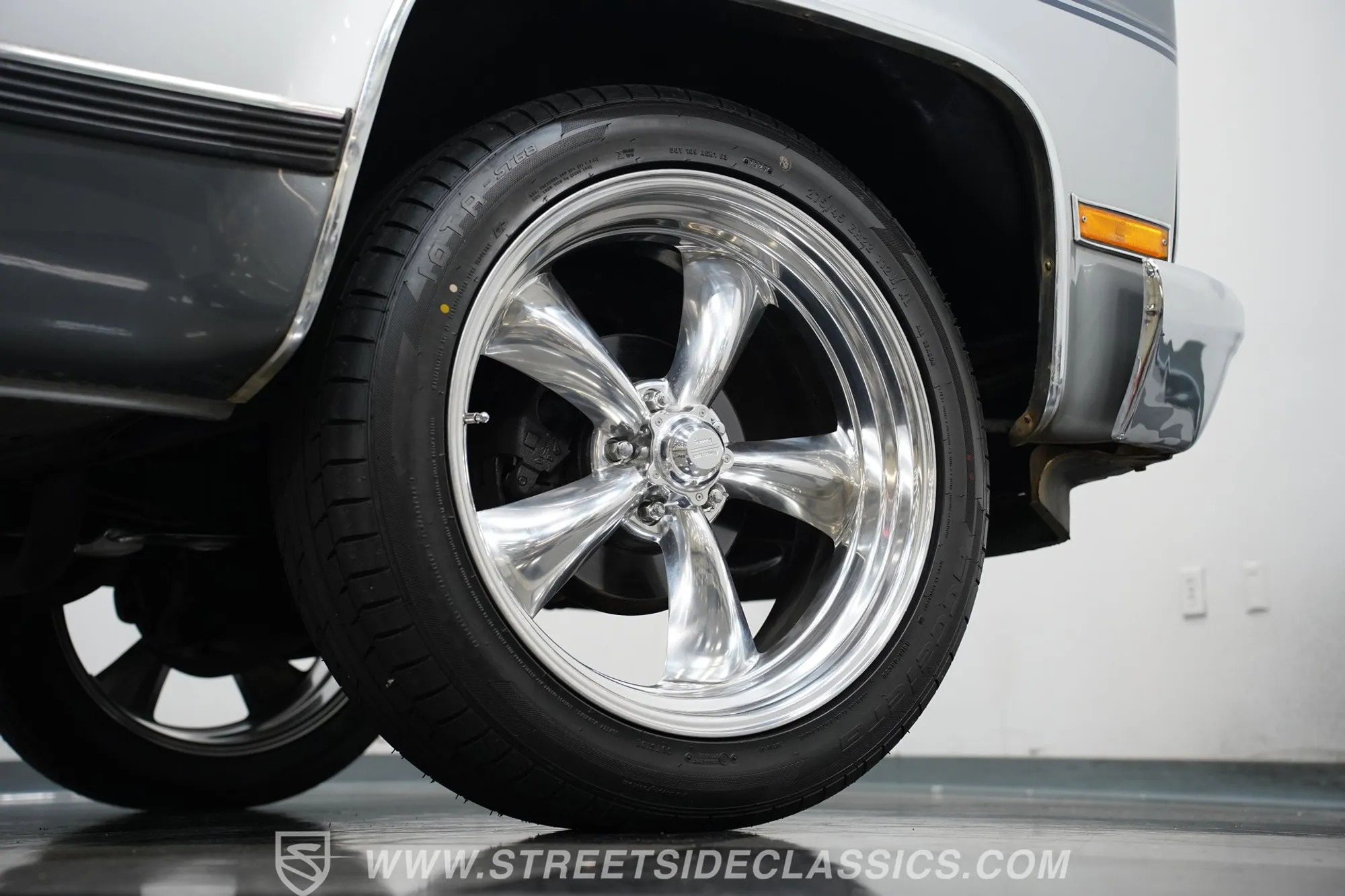 1990 Chevrolet Suburban R1500