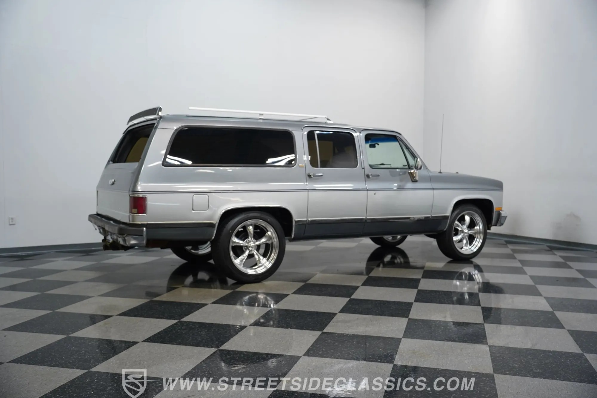 1990 Chevrolet Suburban R1500