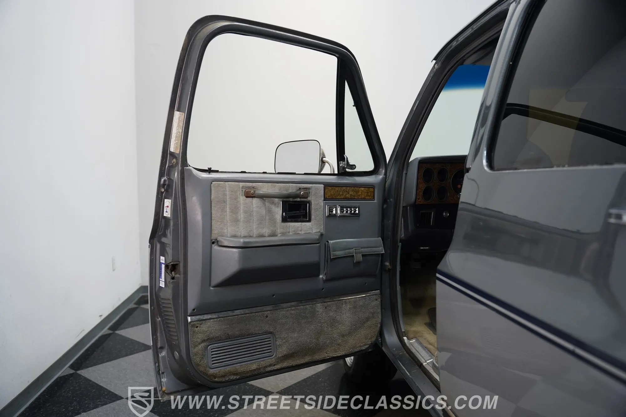 1990 Chevrolet Suburban R1500