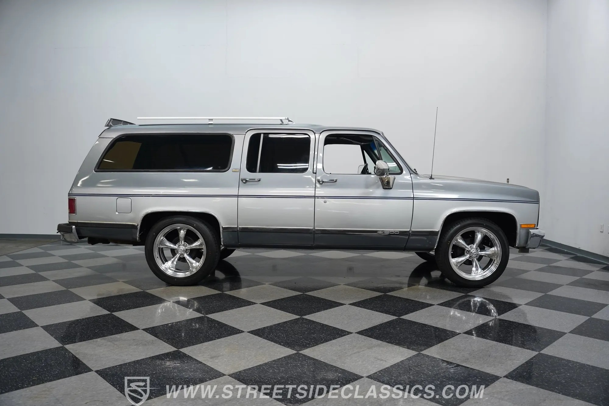 1990 Chevrolet Suburban R1500