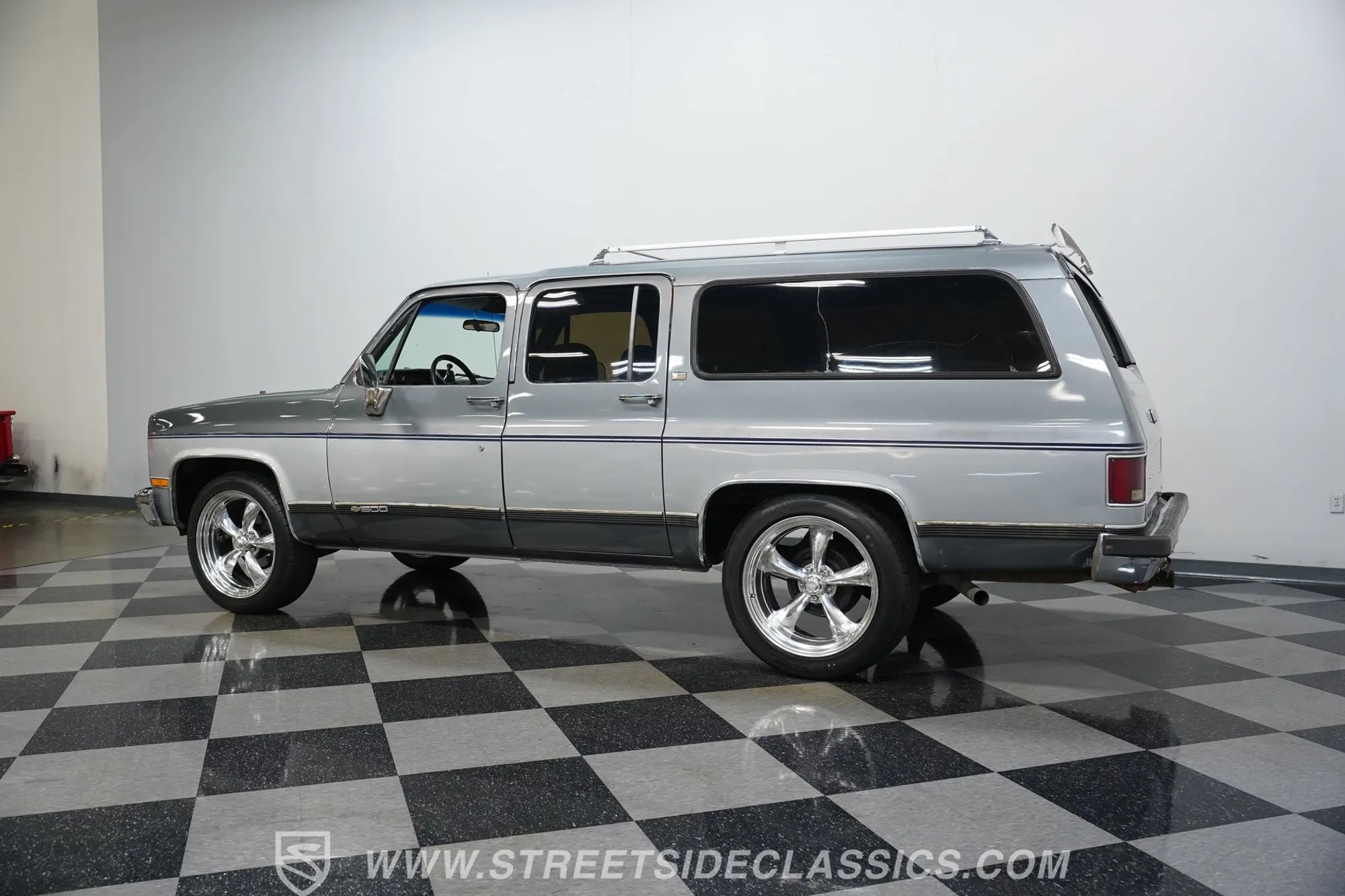 1990 Chevrolet Suburban R1500