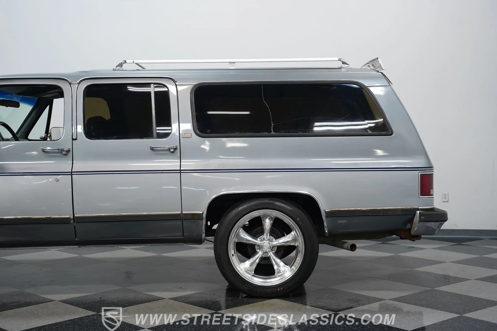 1990 Chevrolet Suburban R1500
