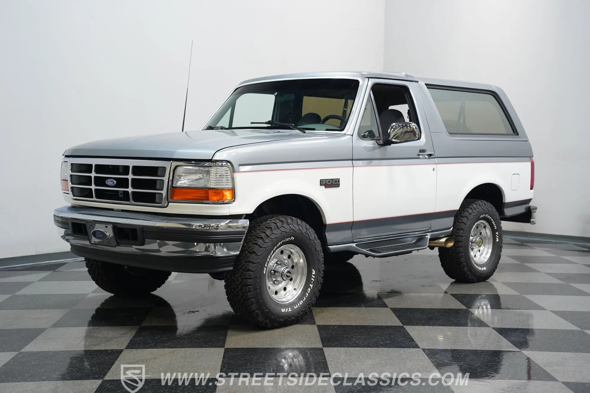  Ford Bronco