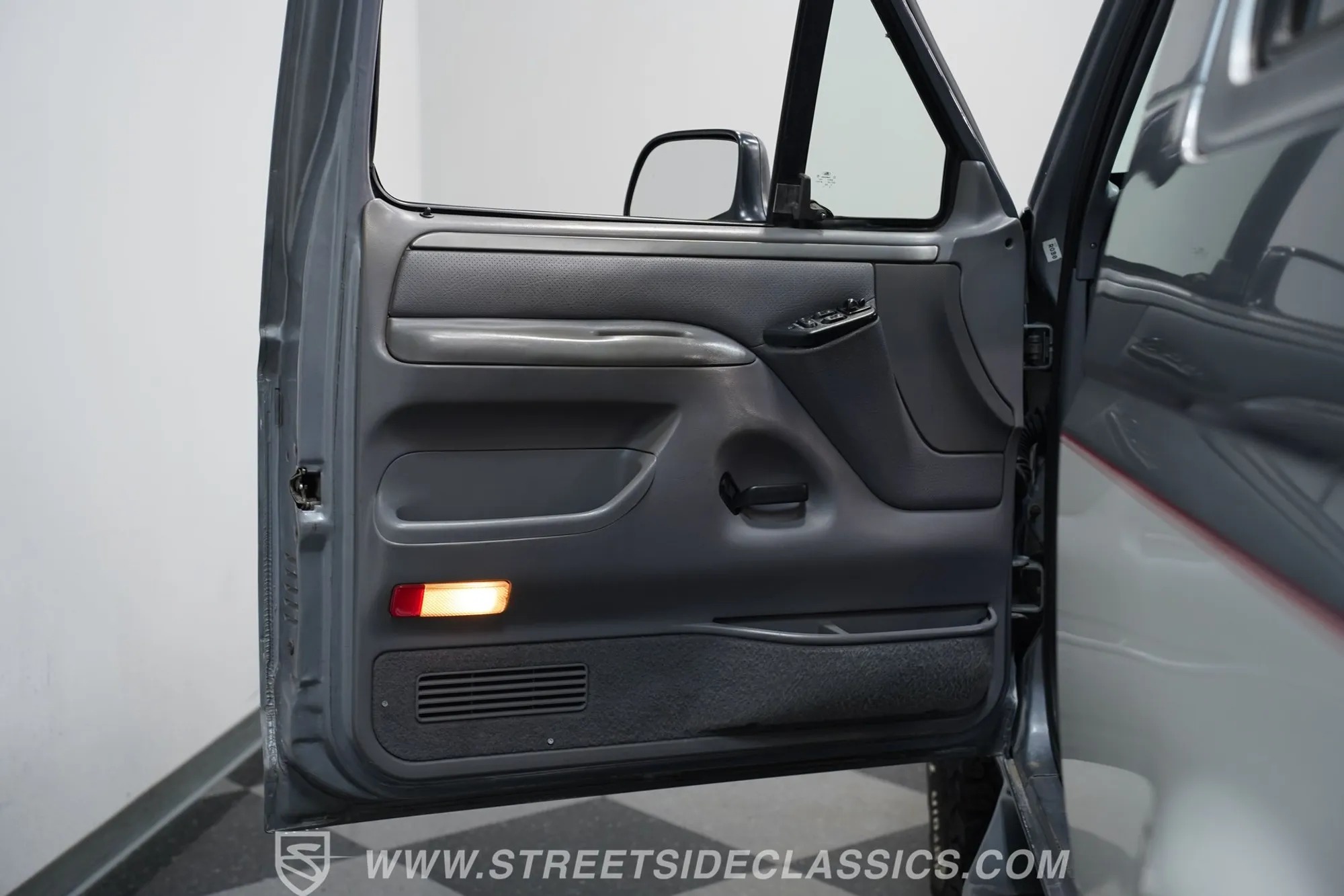 1995 Ford Bronco XLT 4×4