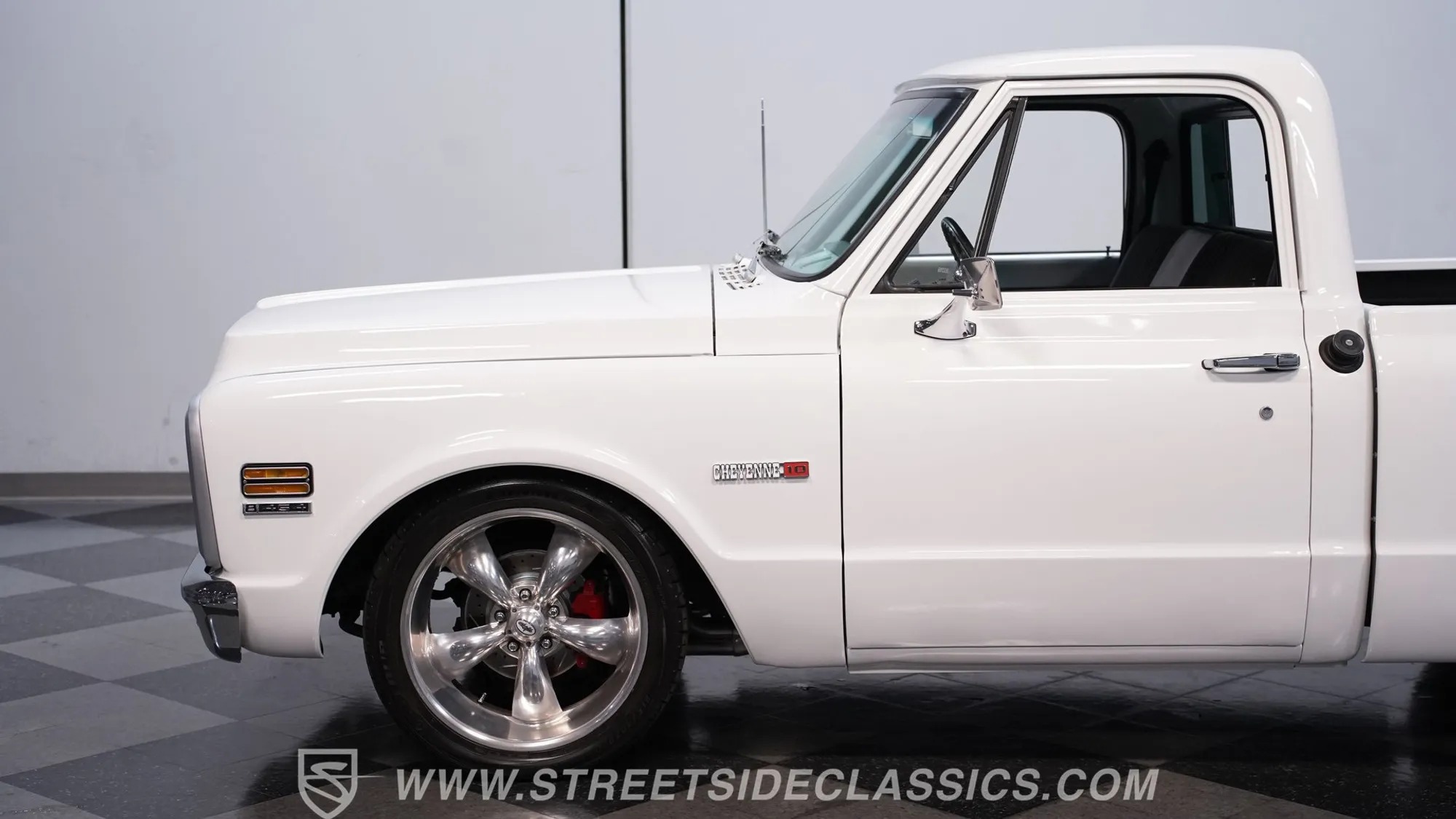 454 V8-Powered 1972 Chevrolet C10