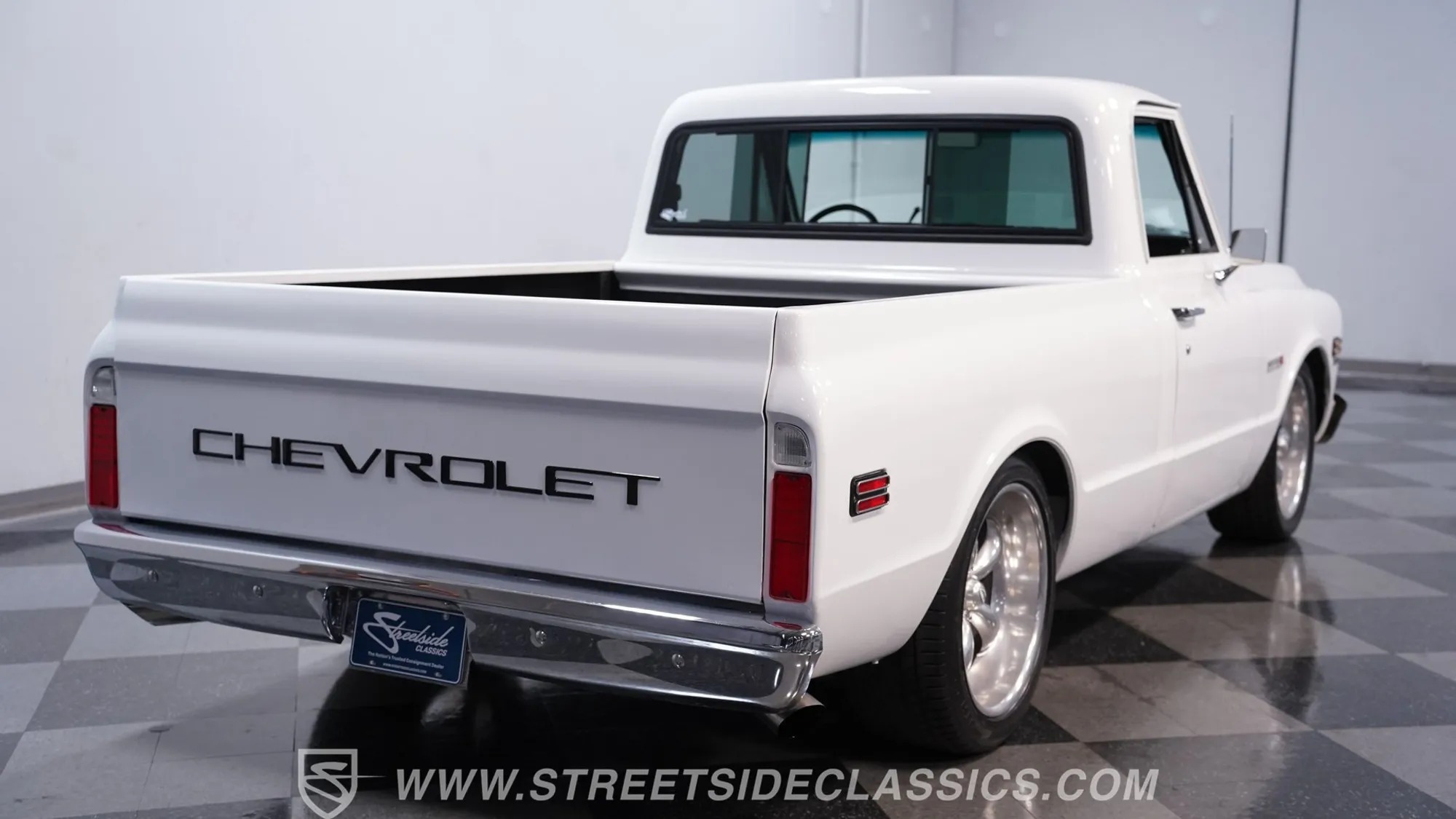 454 V8-Powered 1972 Chevrolet C10 - 5