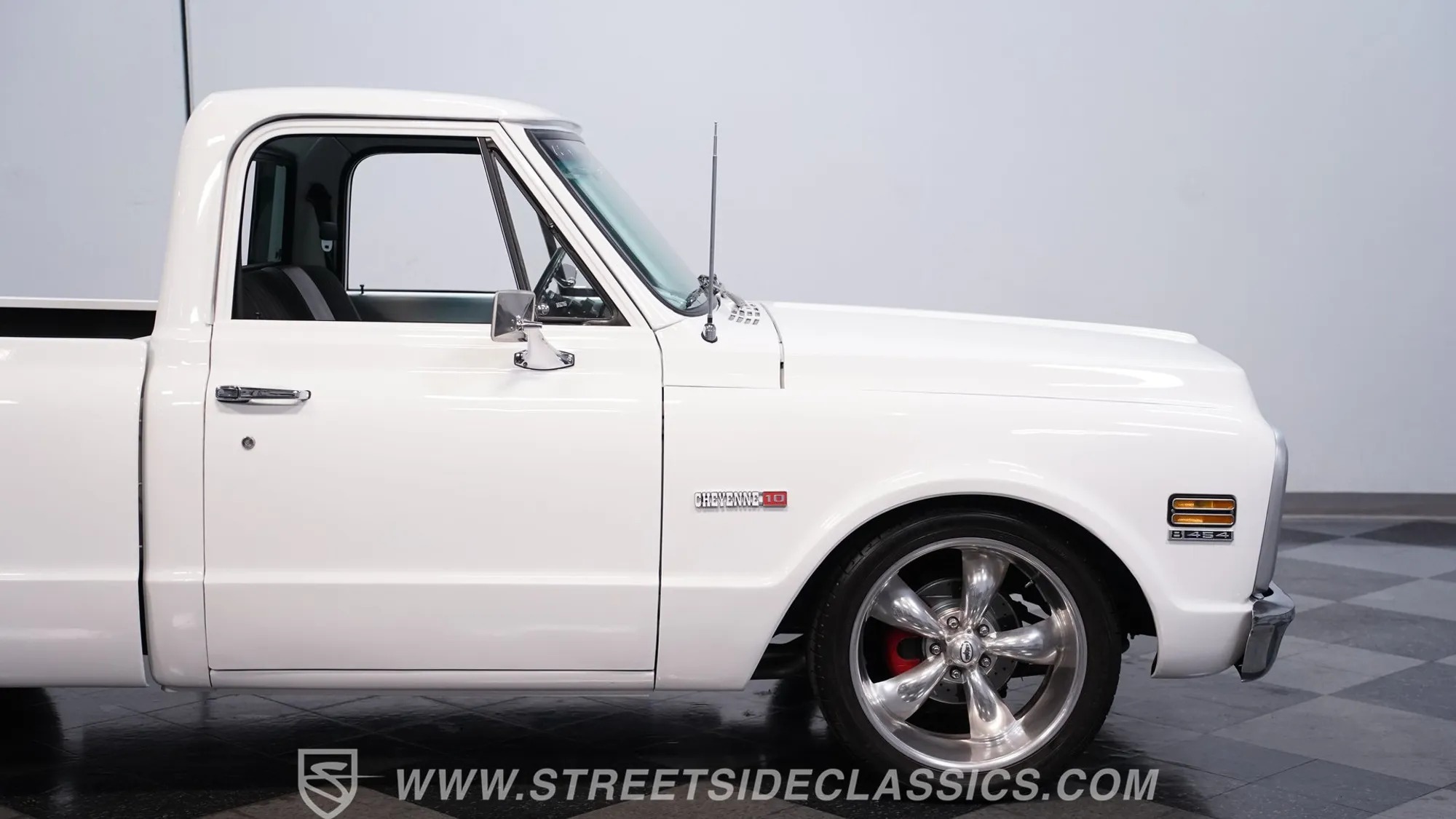454 V8-Powered 1972 Chevrolet C10