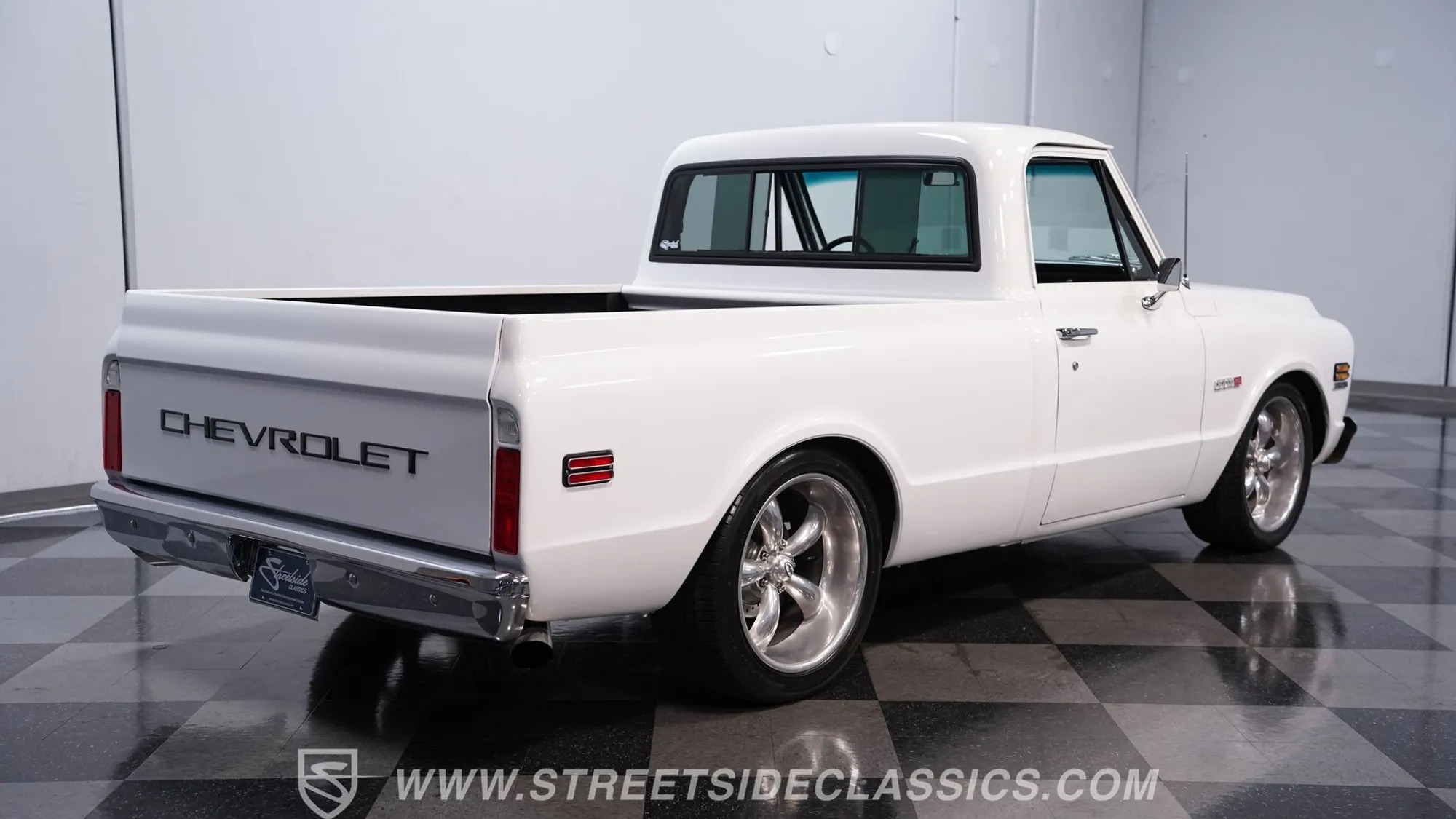 454 V8-Powered 1972 Chevrolet C10 - 4