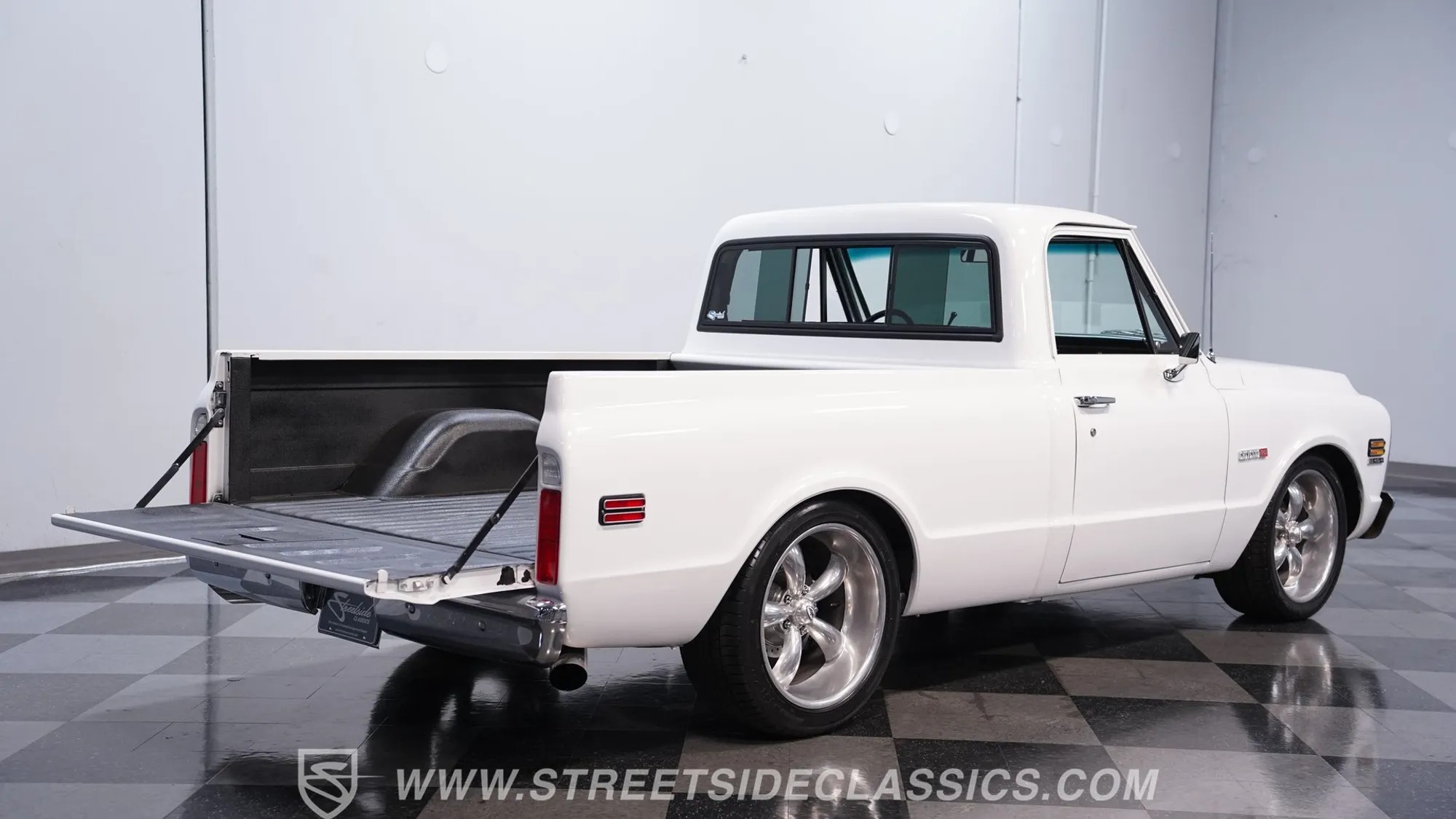 454 V8-Powered 1972 Chevrolet C10
