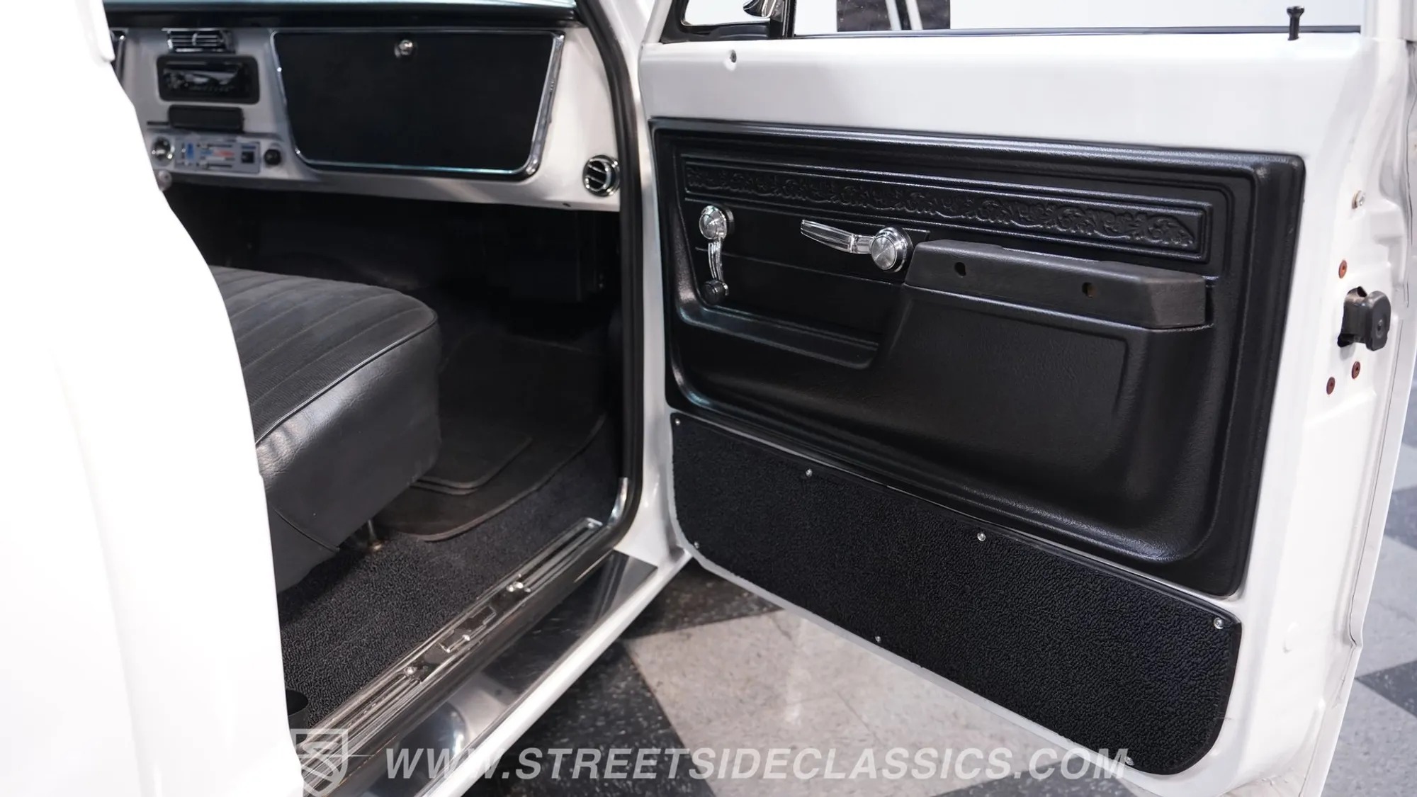 454 V8-Powered 1972 Chevrolet C10