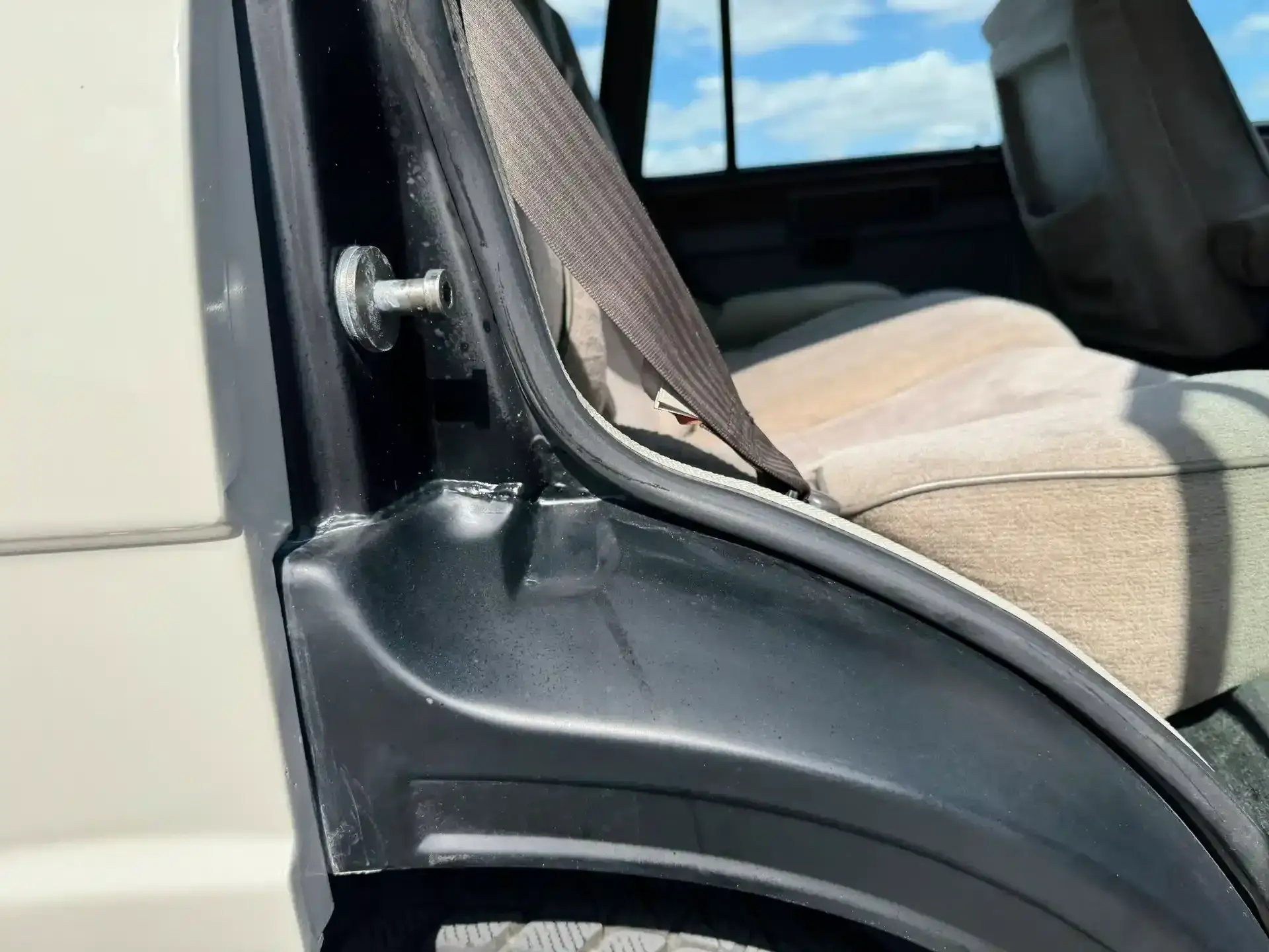 Sold: 55k-Mile 1985 Range Rover Classic