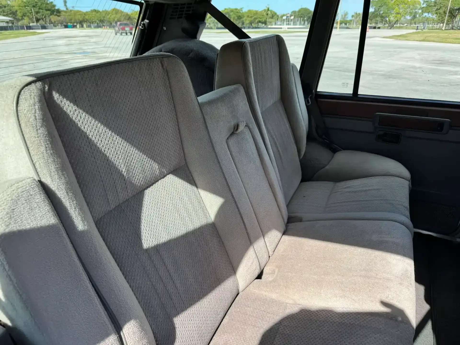 Sold: 55k-Mile 1985 Range Rover Classic