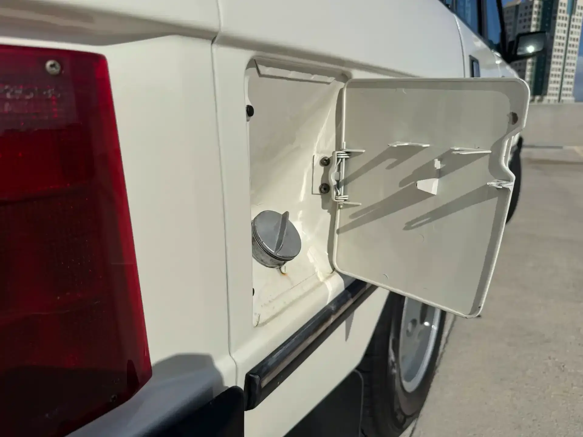 Sold: 55k-Mile 1985 Range Rover Classic