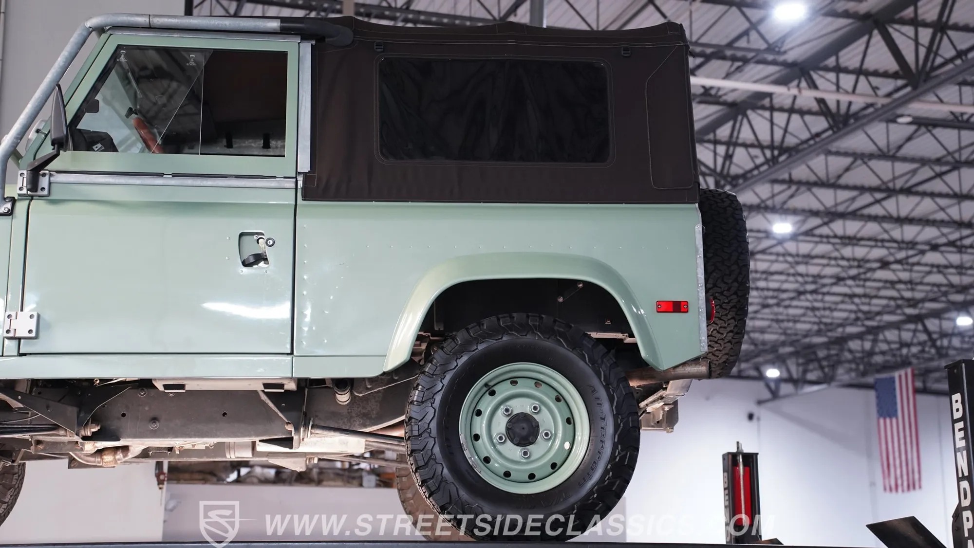 1997 Land Rover Defender 90 NAS