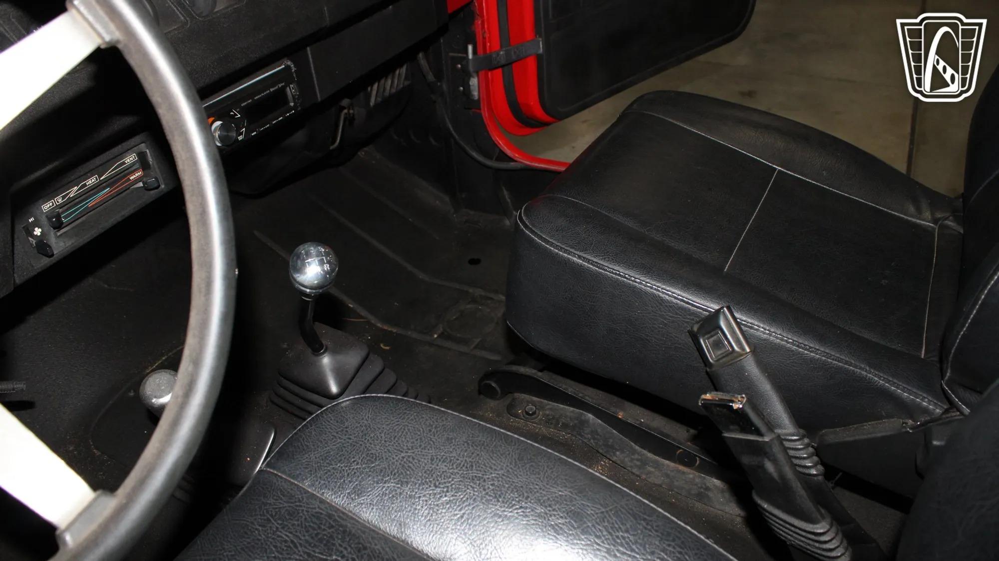 1993 Jeep Wrangler S