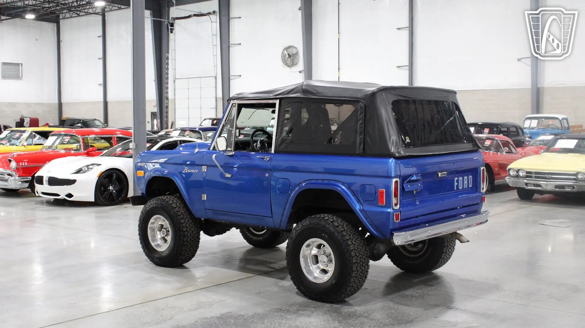 1977 Ford Bronco - 3