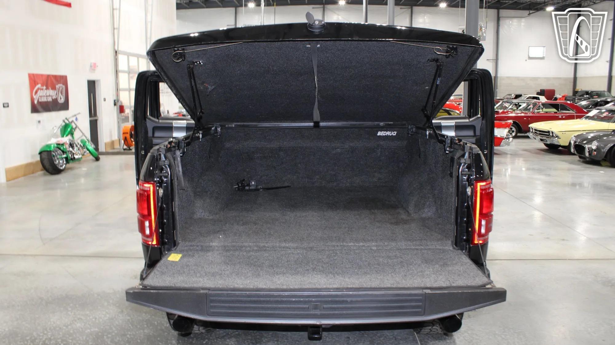 2015 Ford F-150 Black-Ops