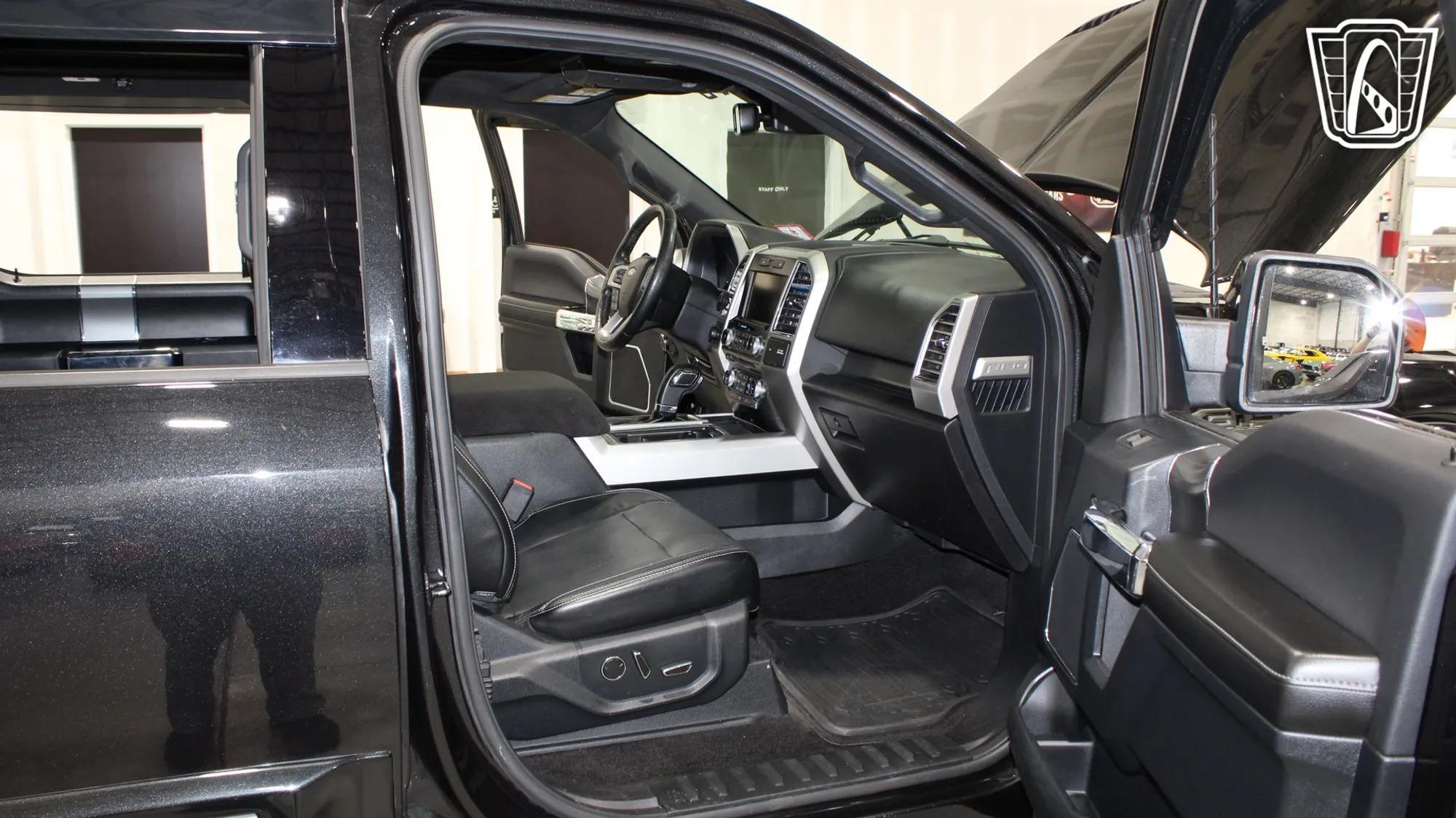 2015 Ford F-150 Black-Ops