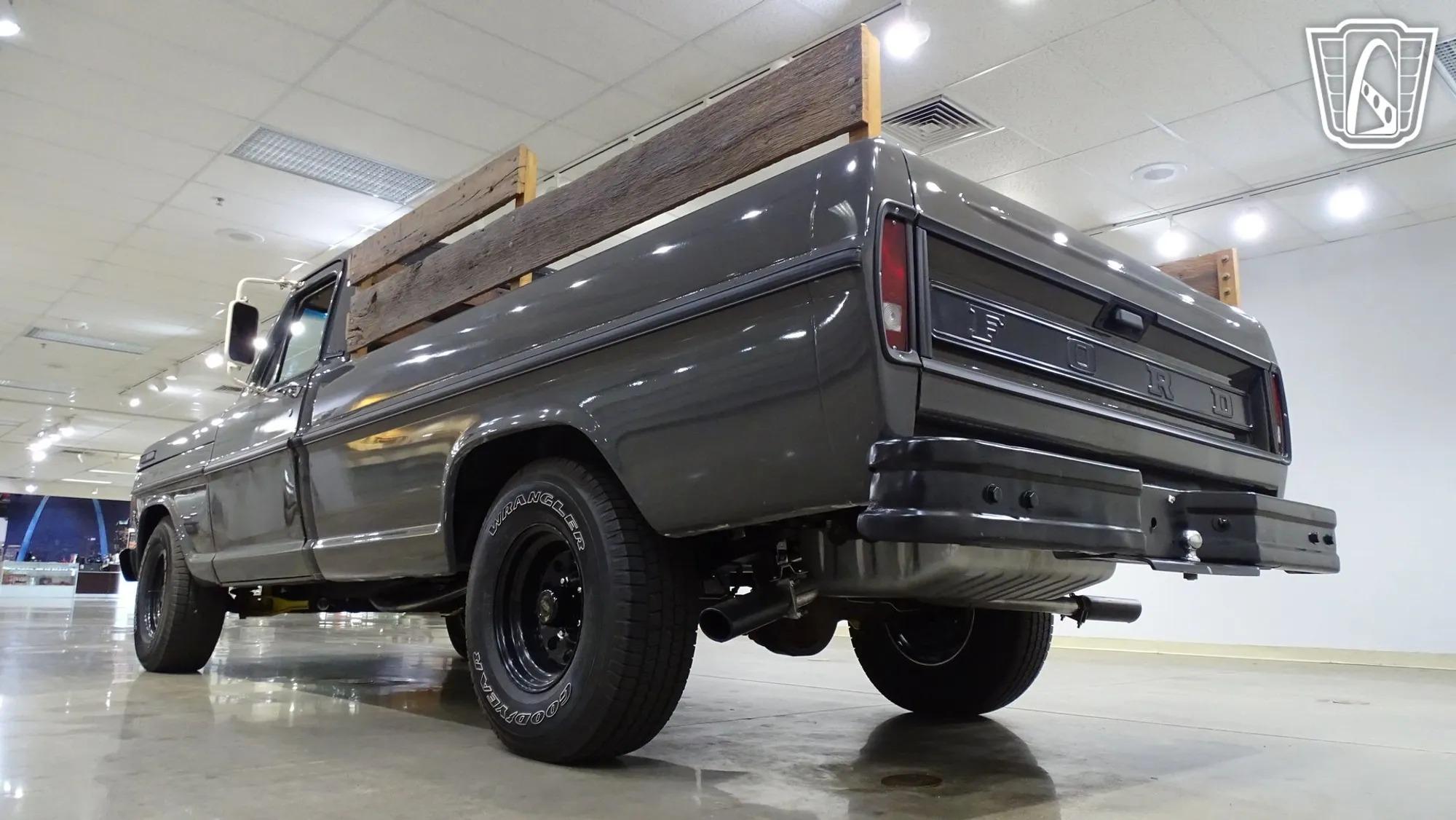 1967 Ford F100