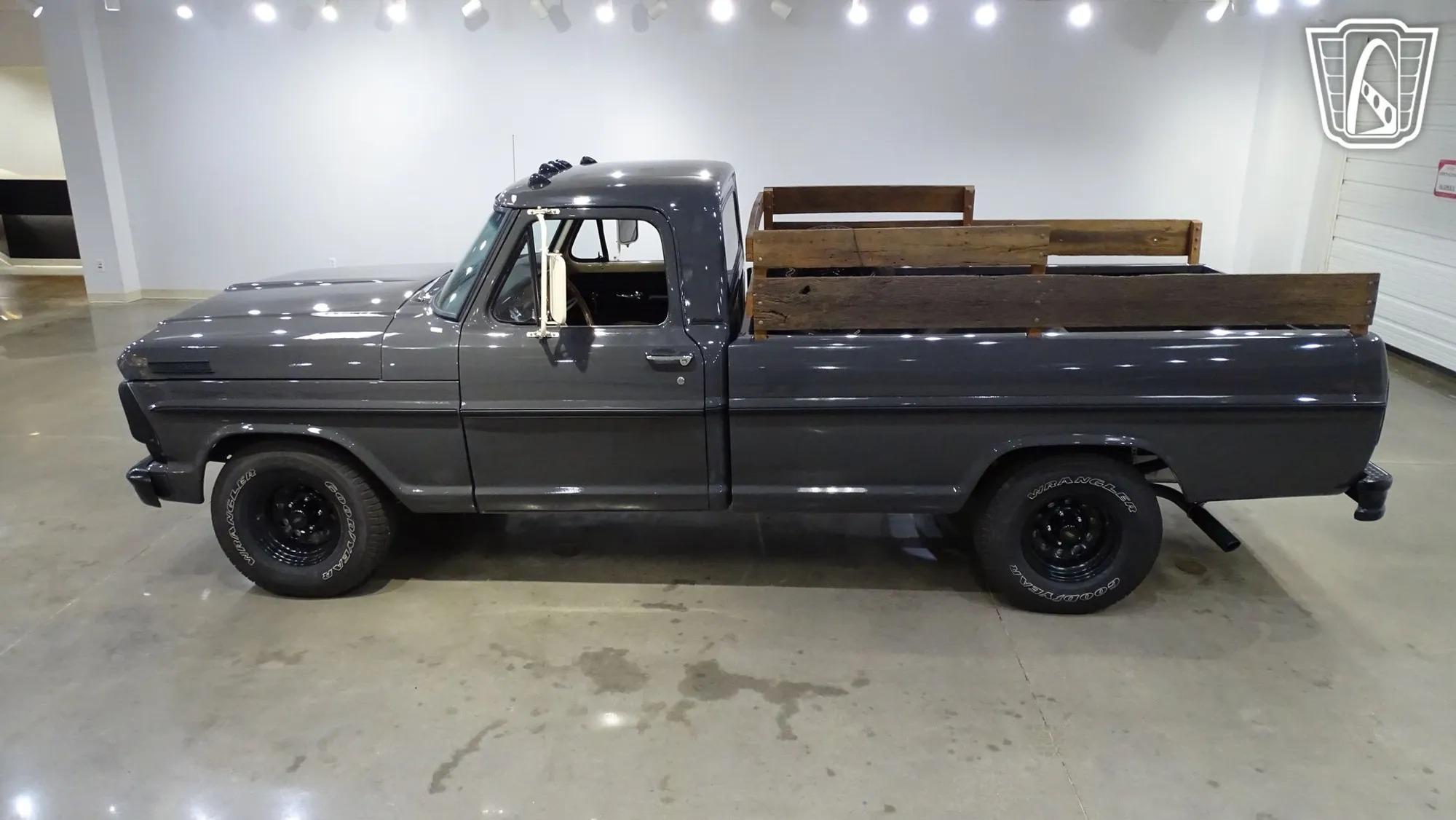 1967 Ford F100
