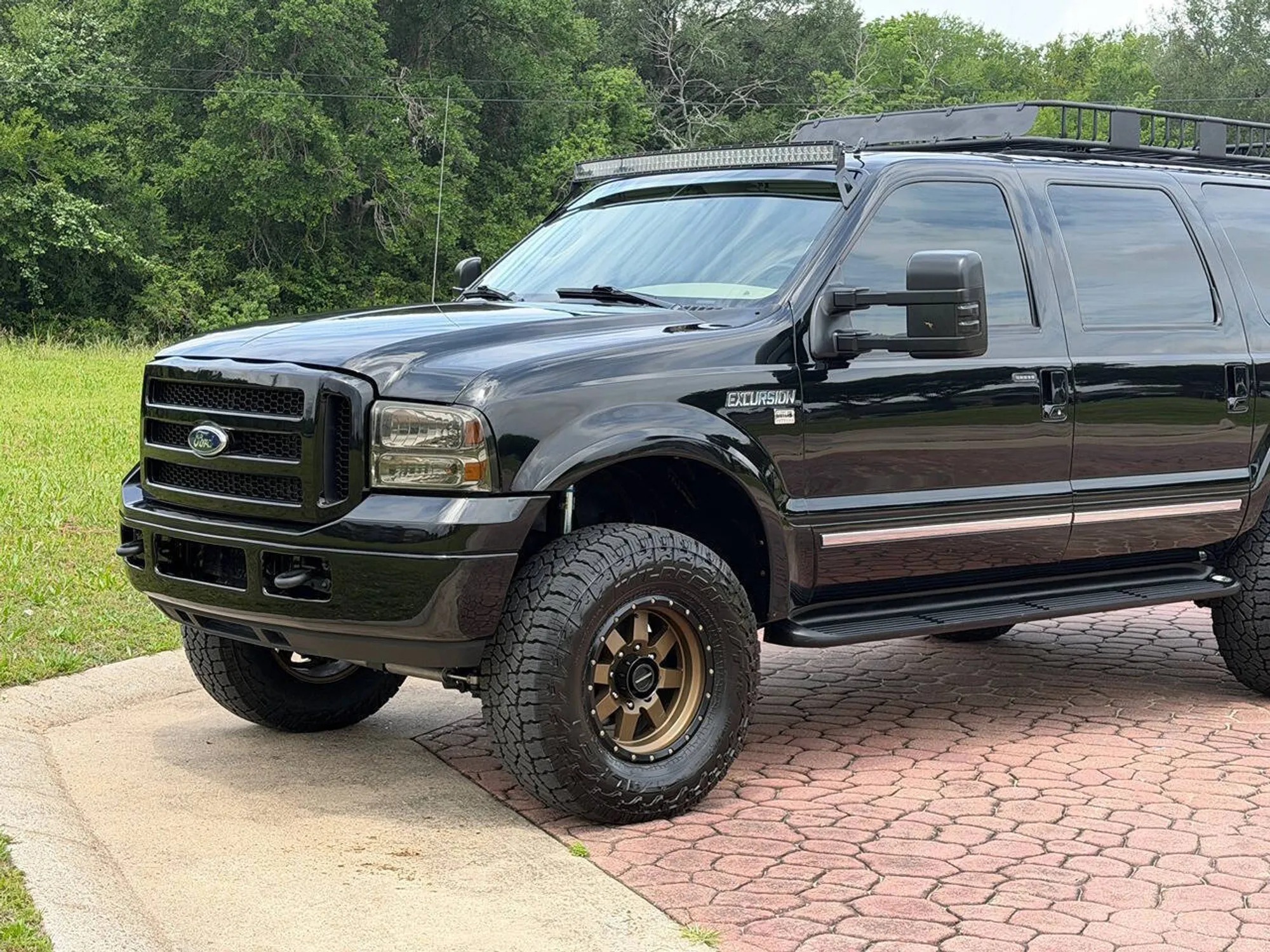 2005 Ford Excursion Limited