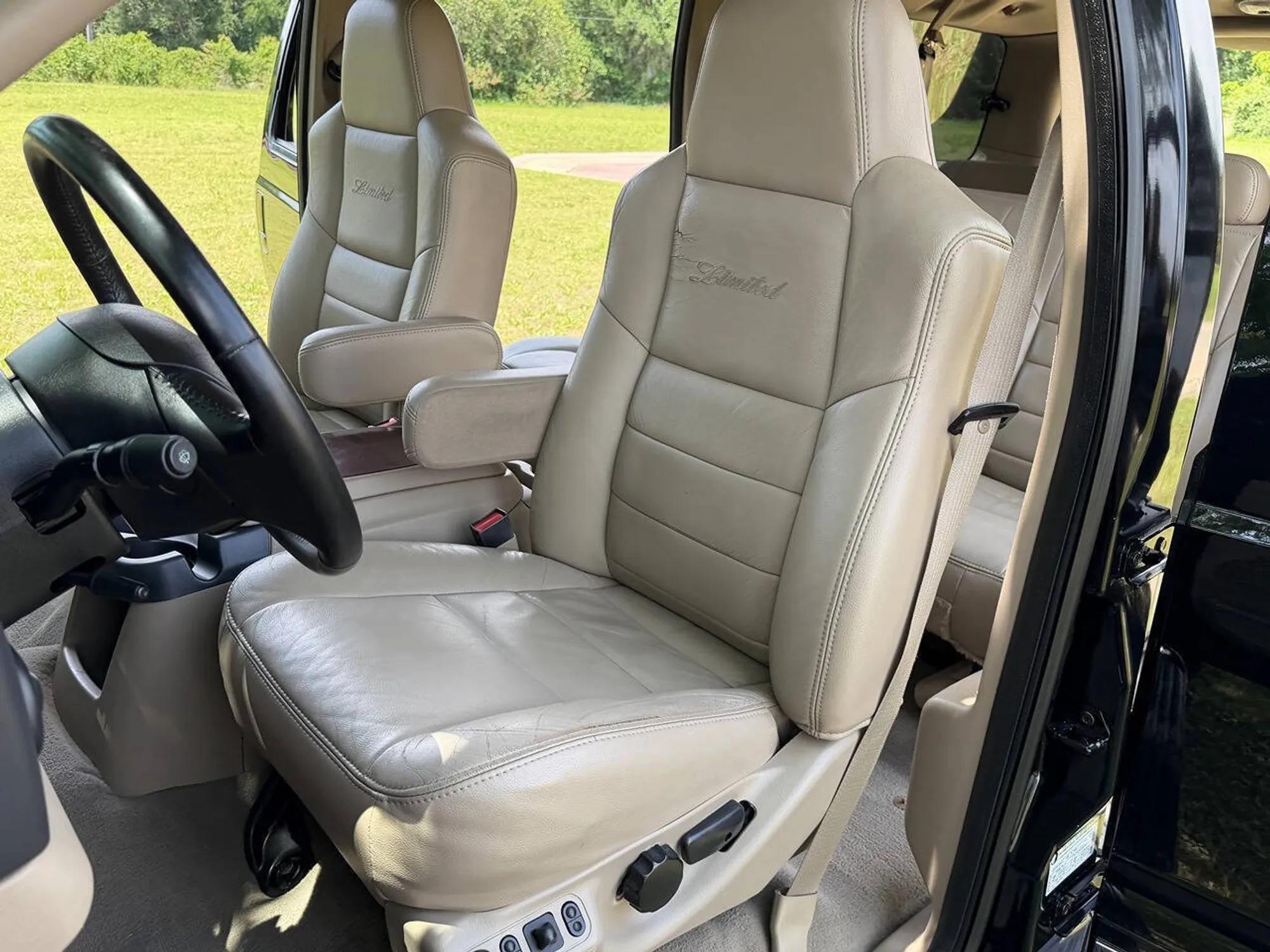 2005 Ford Excursion Limited