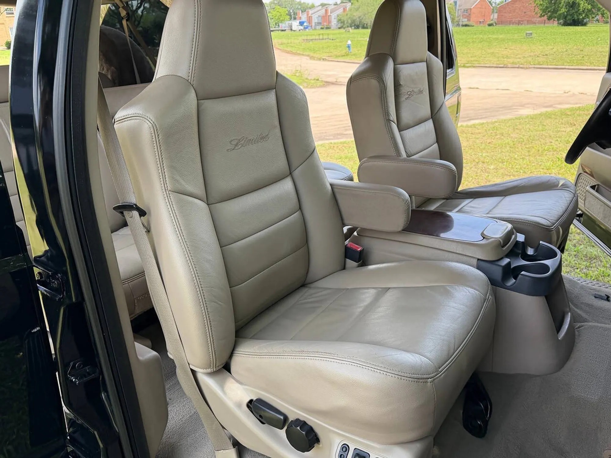 2005 Ford Excursion Limited