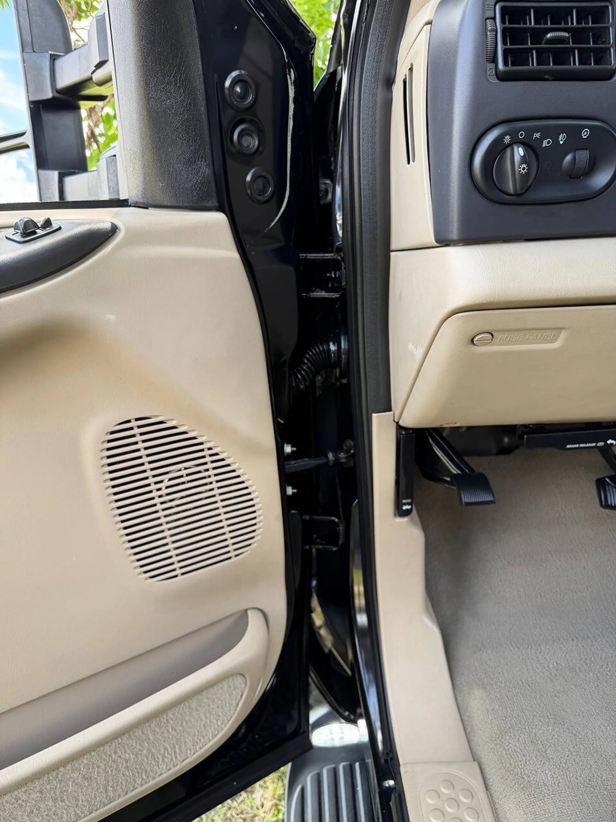 2005 Ford Excursion Limited