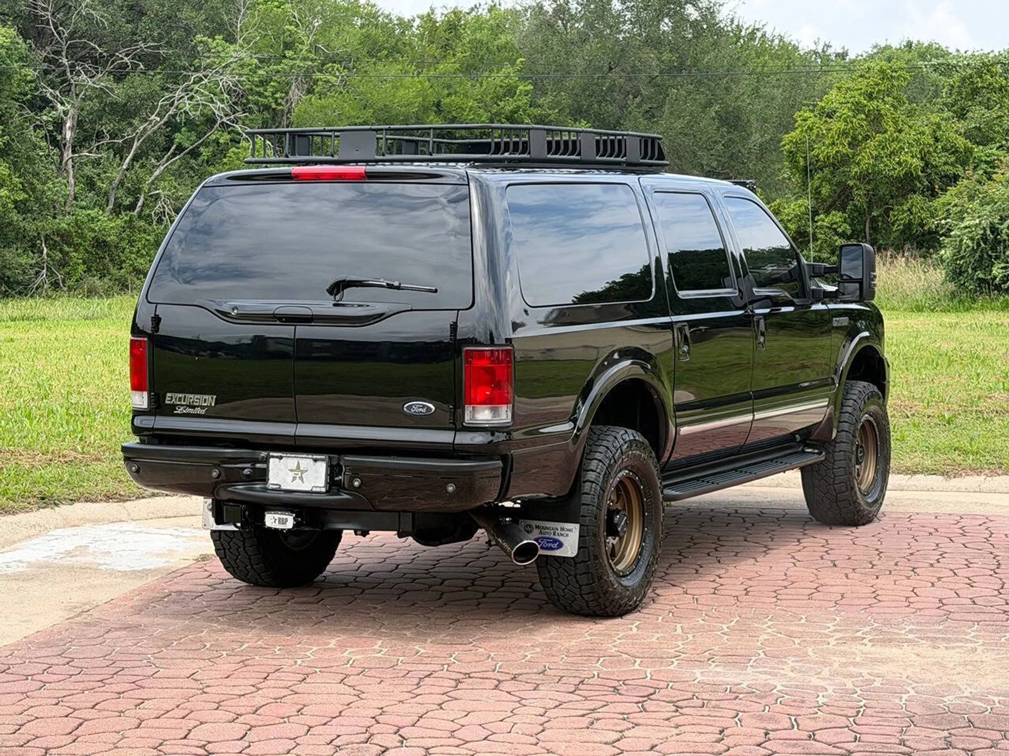 2005 Ford Excursion Limited