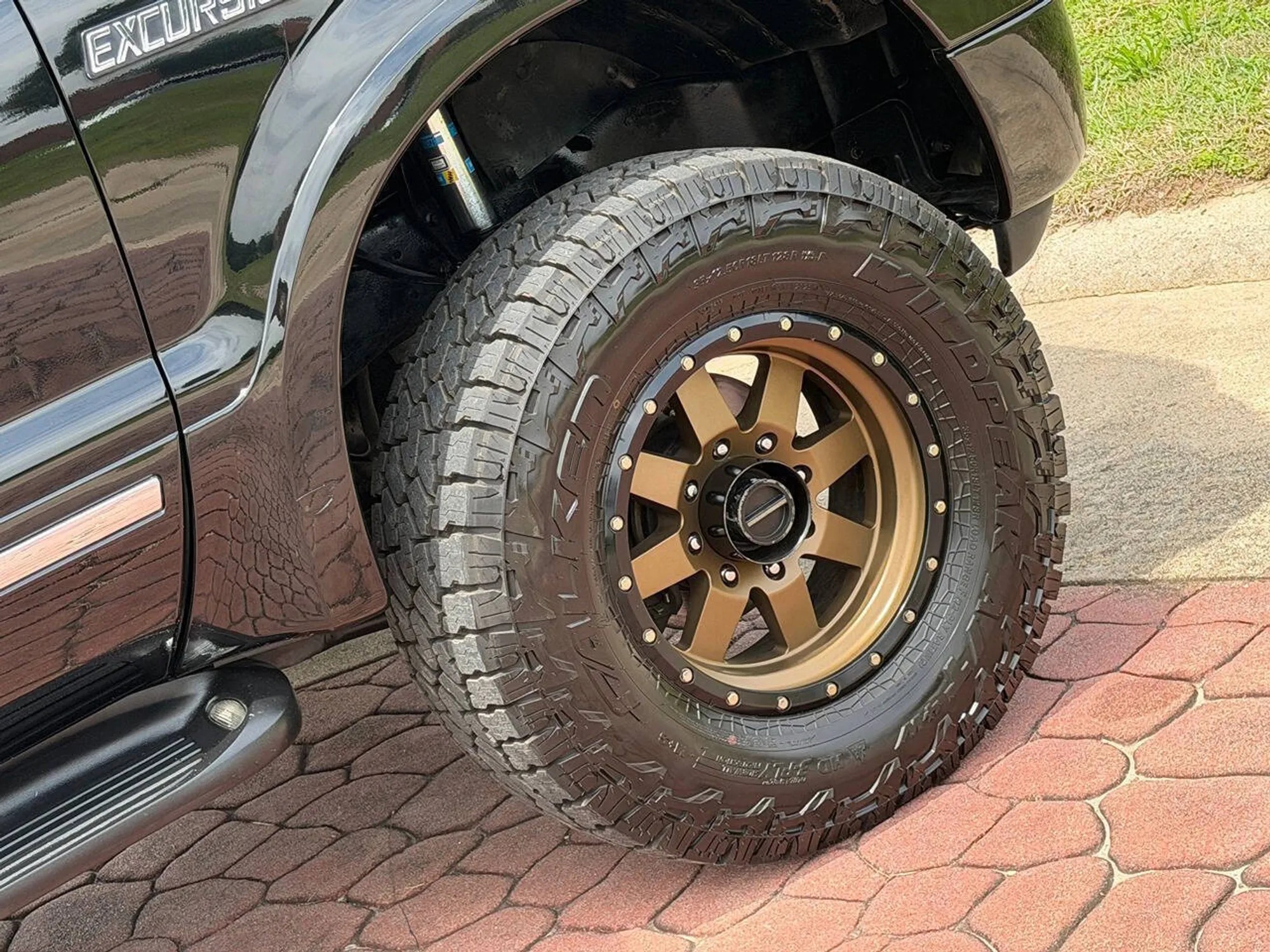 2005 Ford Excursion Limited