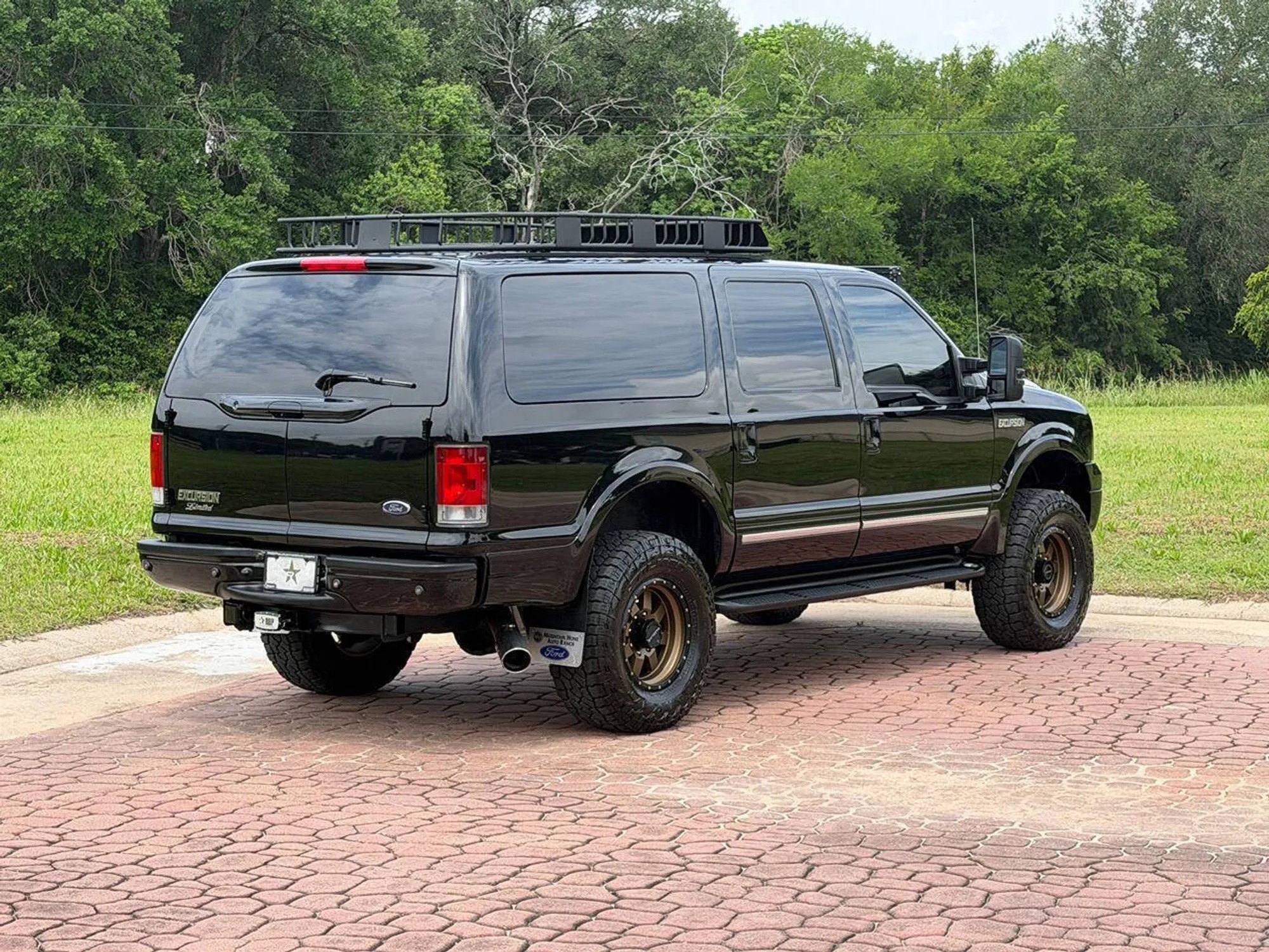 2005 Ford Excursion Limited