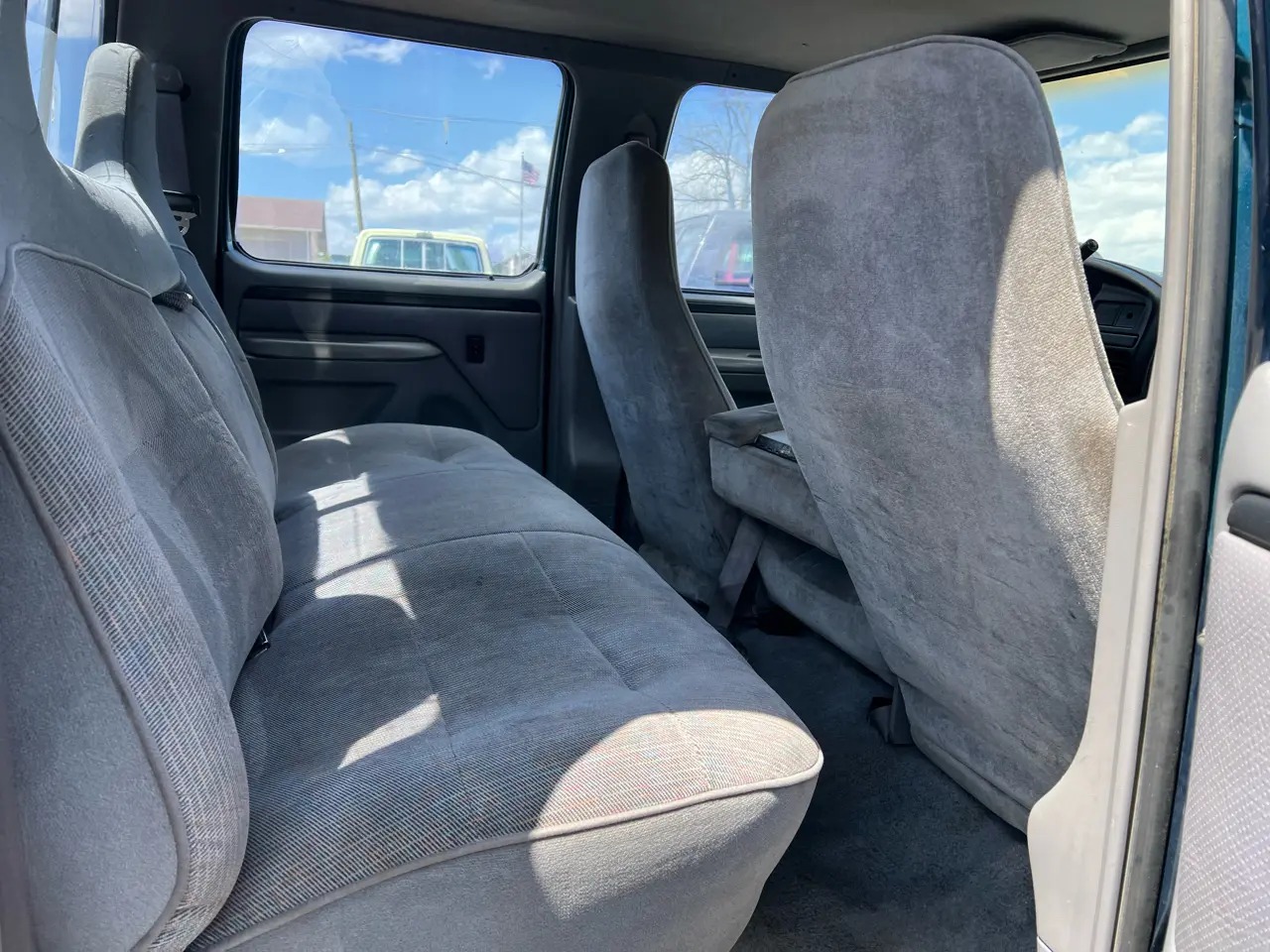 1997 Ford F-350 XLT 4×4