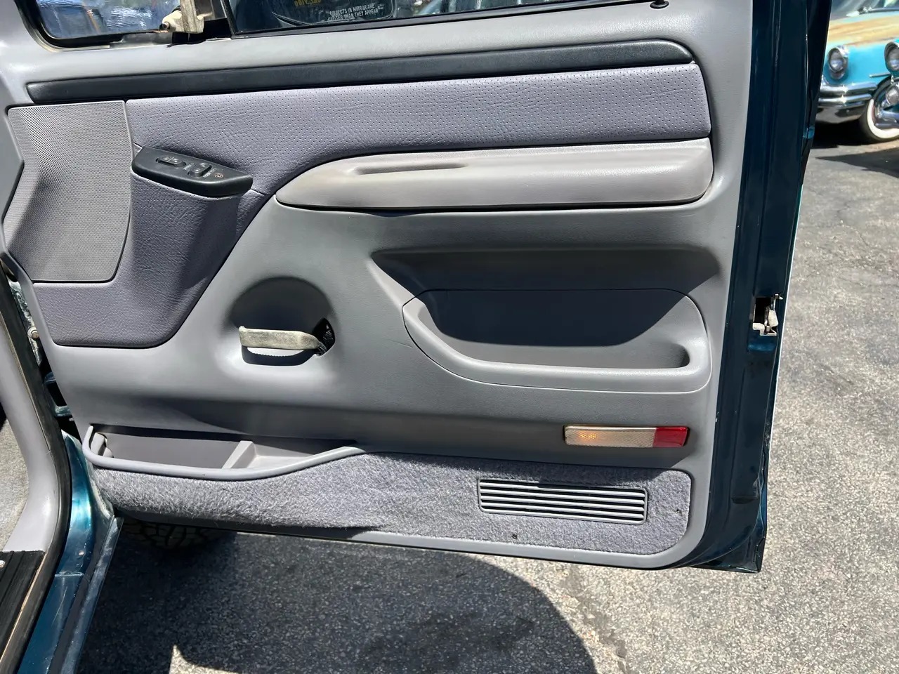 1997 Ford F-350 XLT 4×4