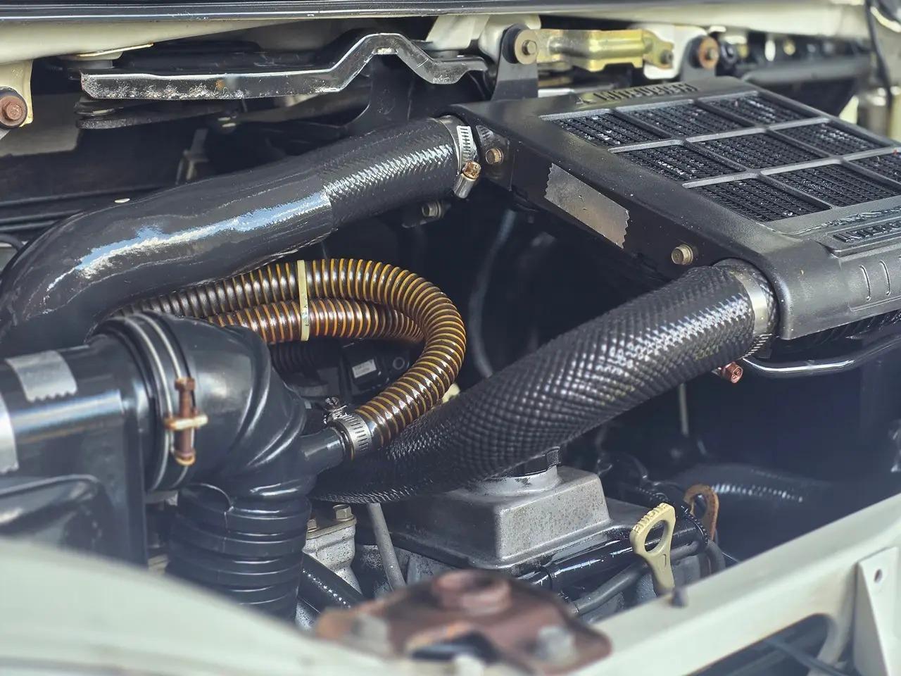 2000 Mitsubishi Delica L400 Space Gear