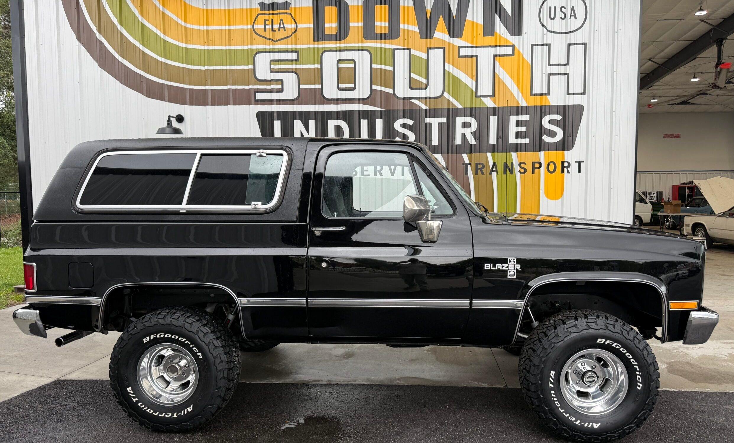1990 Chevrolet K5 Blazer - 2