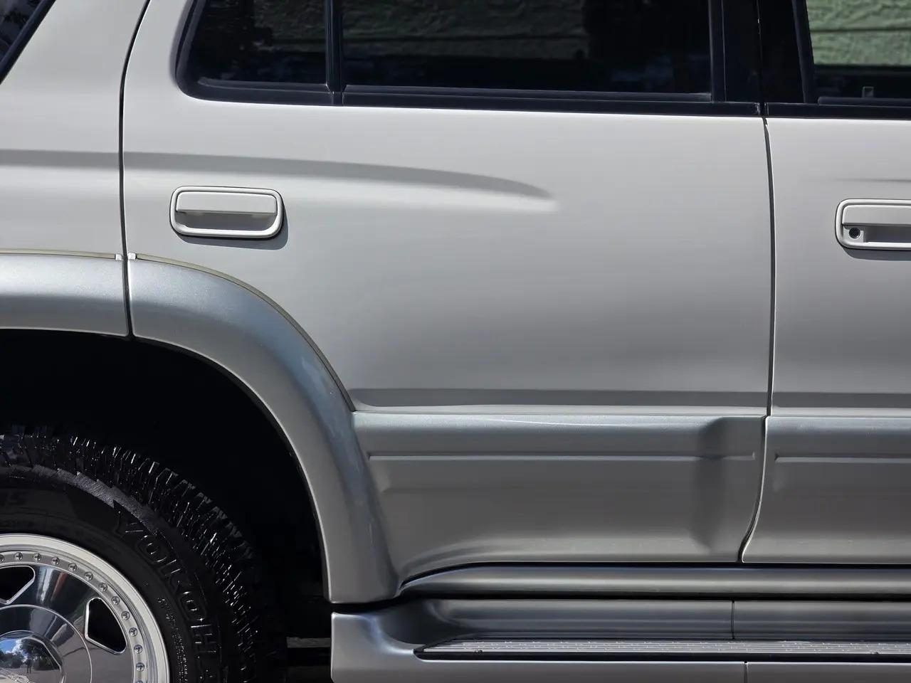 2001 Toyota Hilux Surf SSR-G