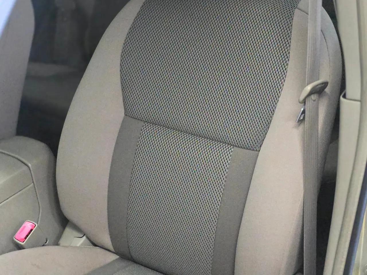 2000 Toyota RAV4 L