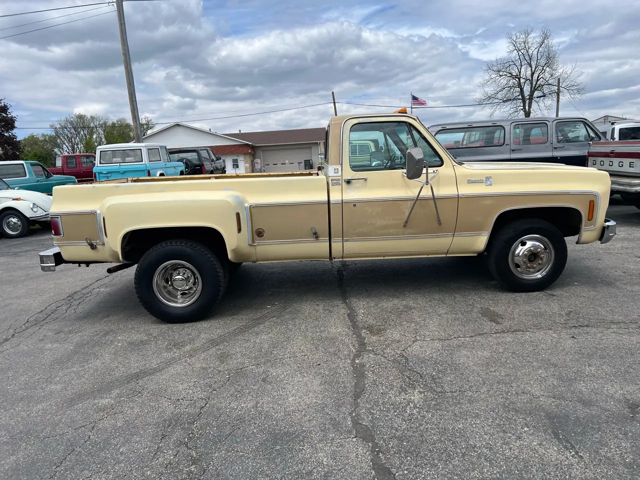 1977 Chevrolet C20 Silverado Camper Special