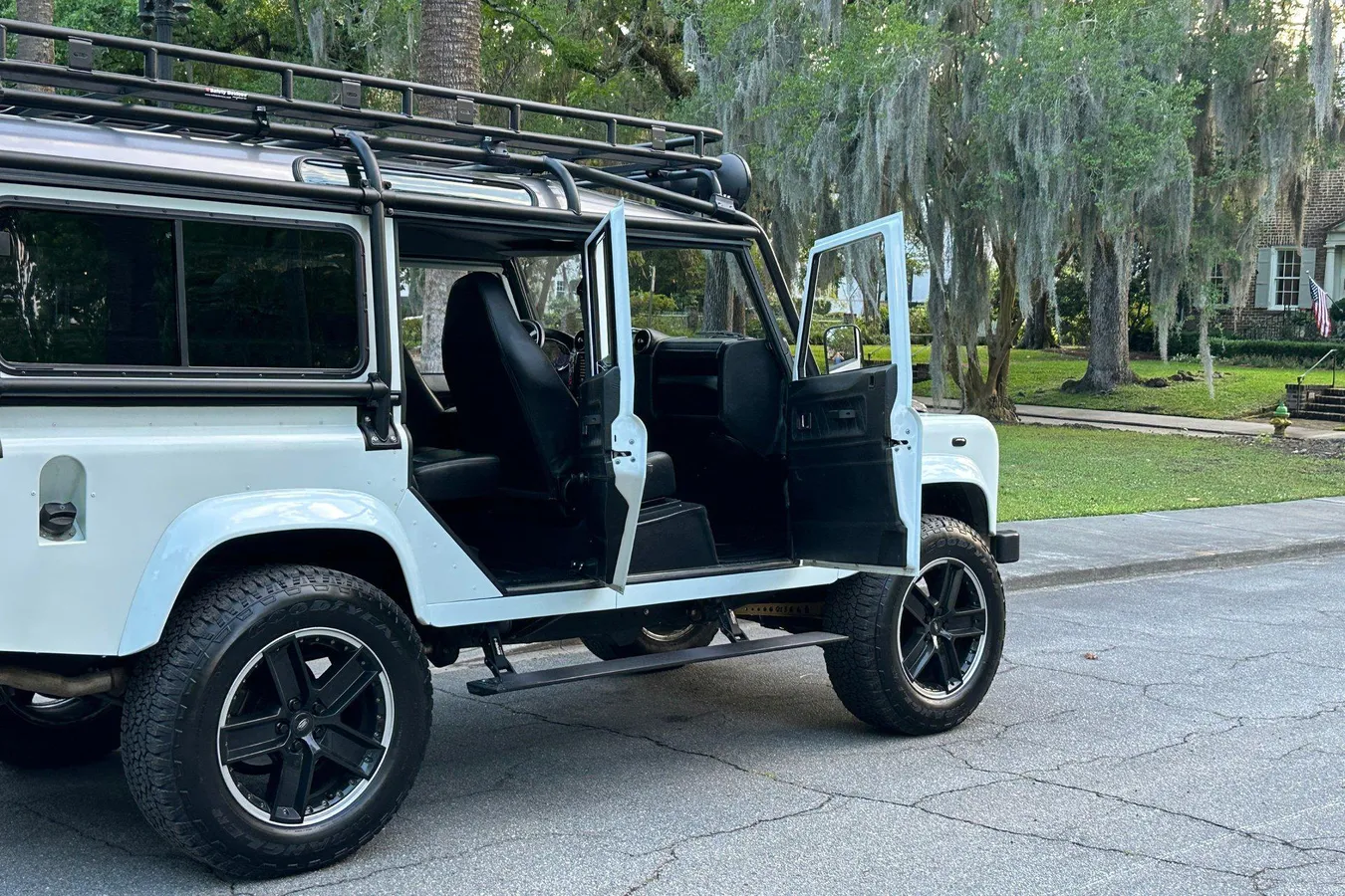 Custom 1985 Land Rover Defender 110