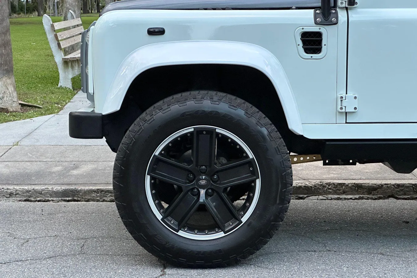 Custom 1985 Land Rover Defender 110
