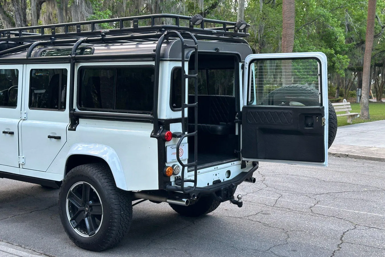 Custom 1985 Land Rover Defender 110