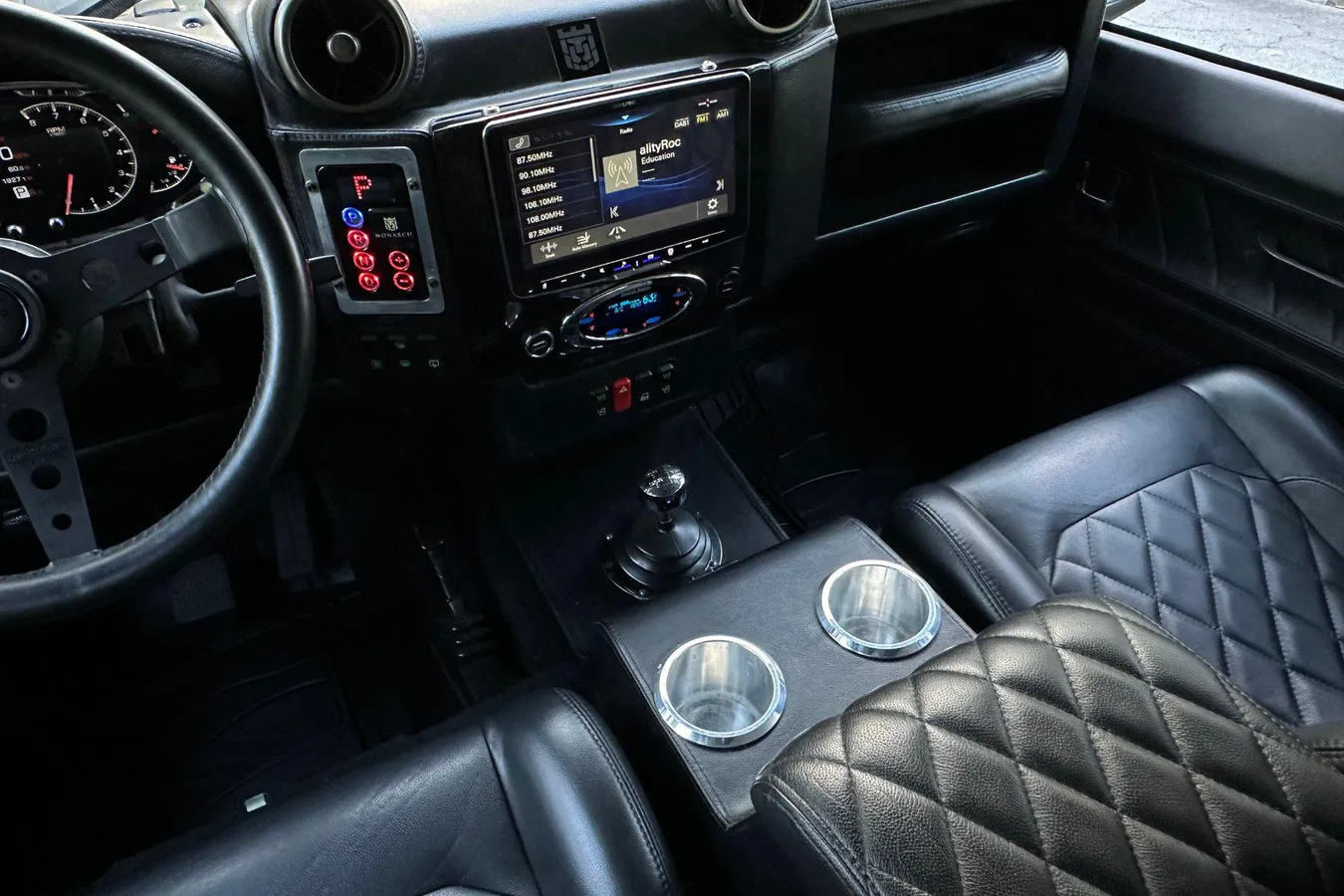 Custom 1985 Land Rover Defender 110