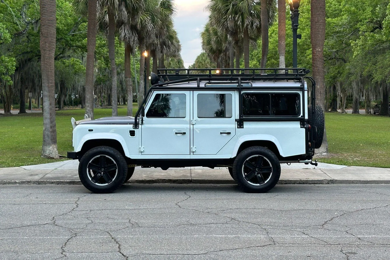 Custom 1985 Land Rover Defender 110
