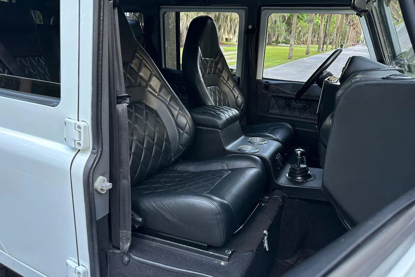 Custom 1985 Land Rover Defender 110