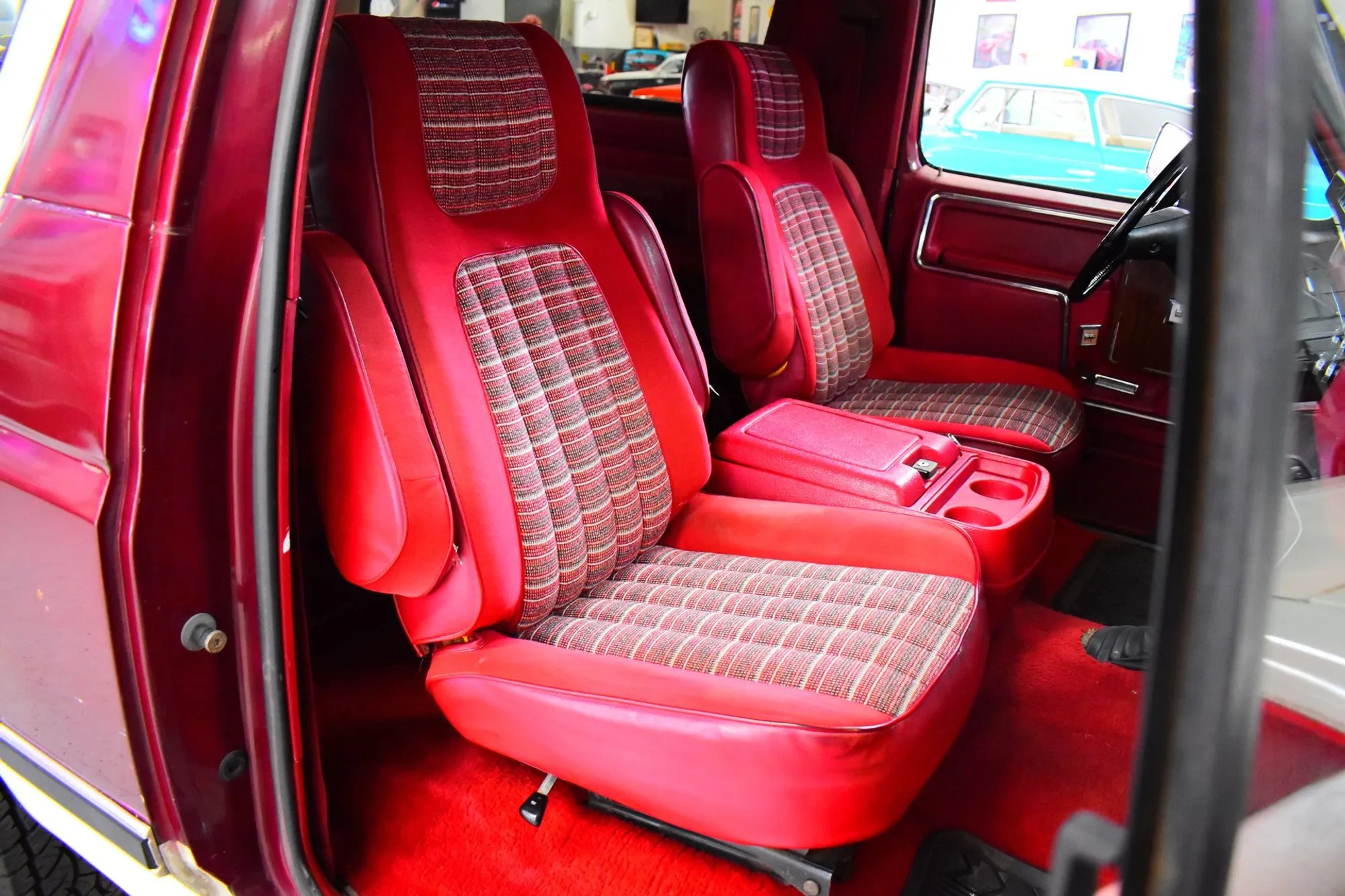 1983 Ford Bronco XLT
